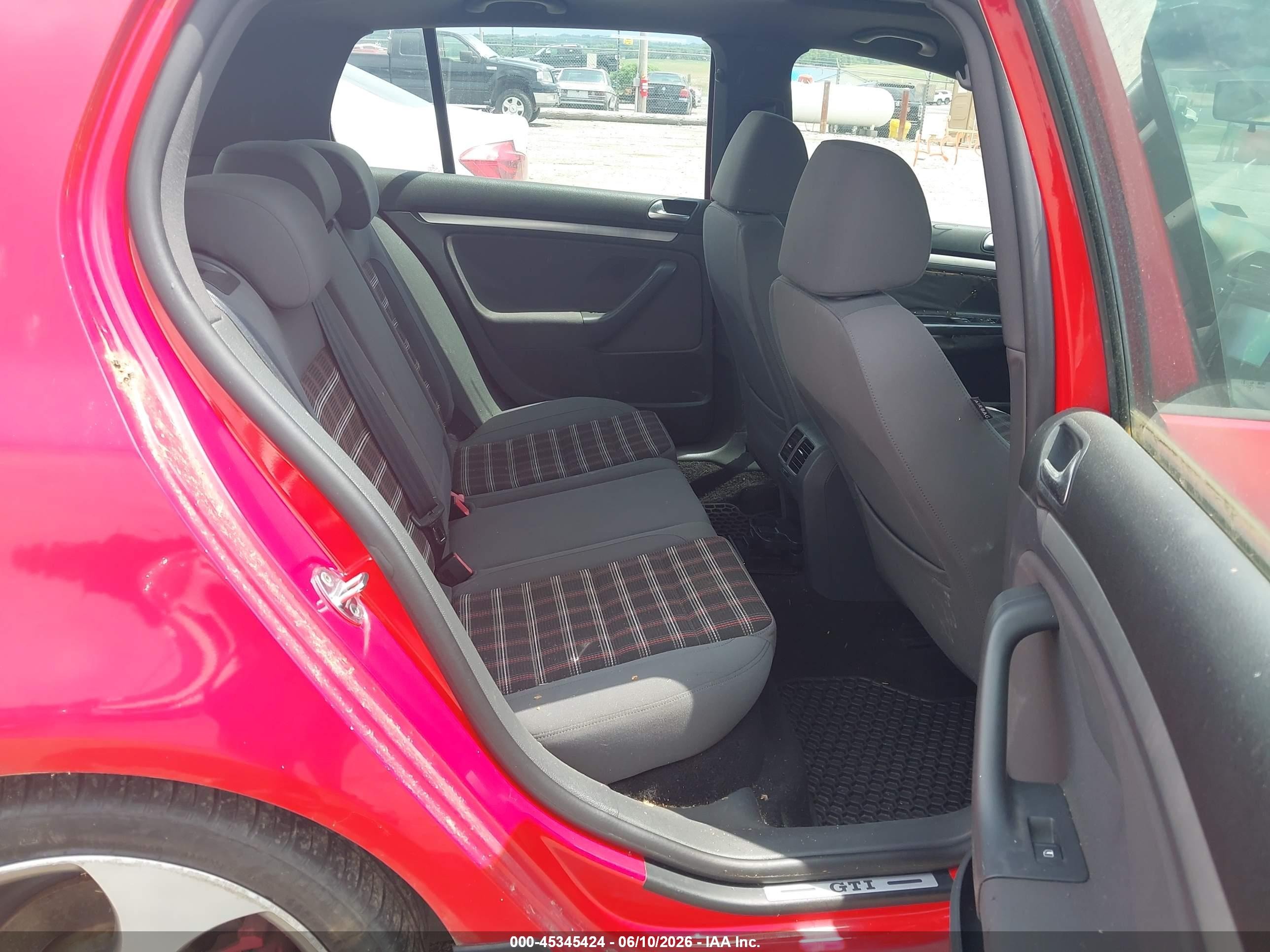 2009 Volkswagen Gti 4-door Red vin: WVWHV71K89W119499