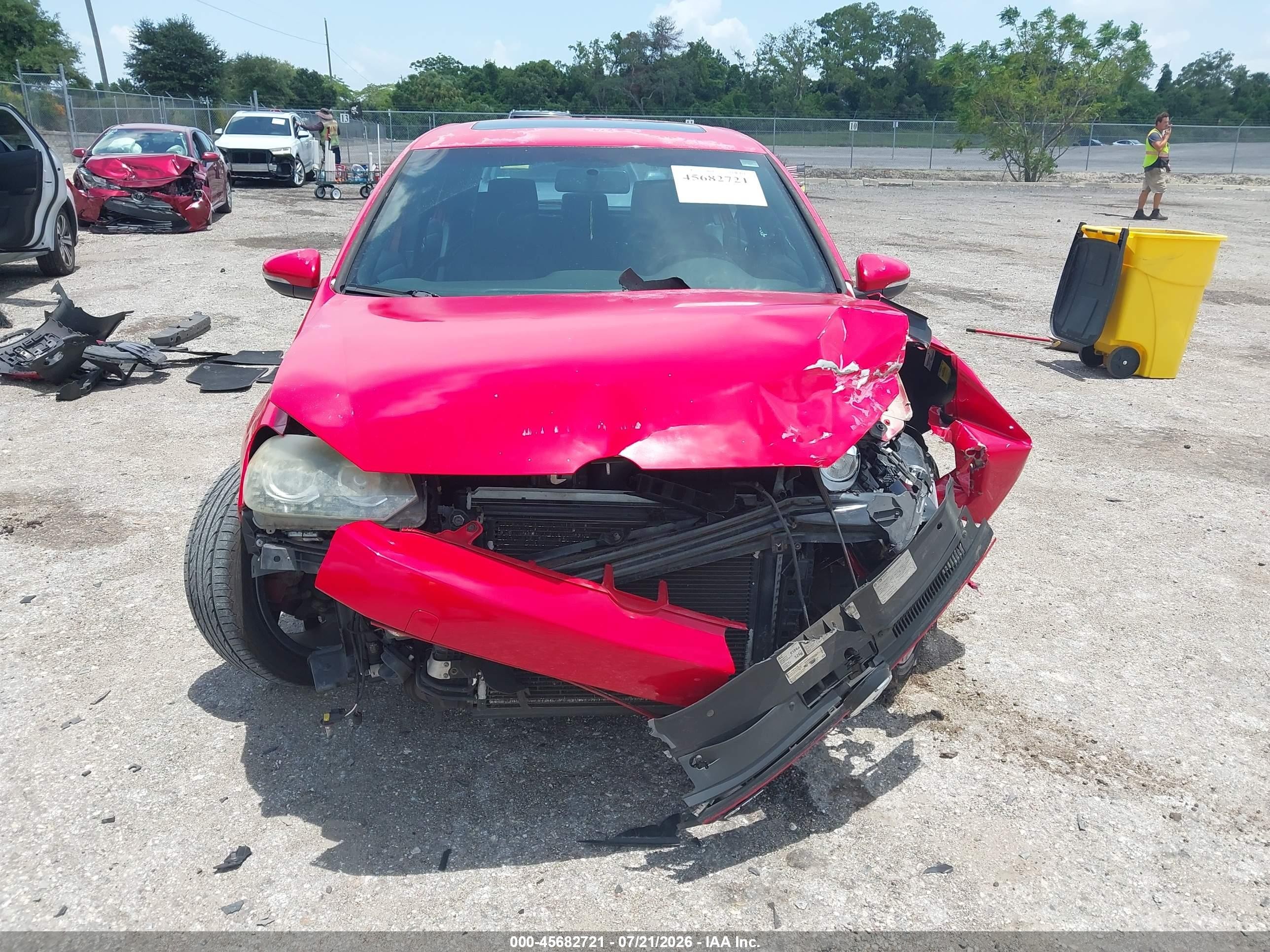 2012 Volkswagen Gti 4-door Autobahn Red vin: WVWHV7AJ0CW023347