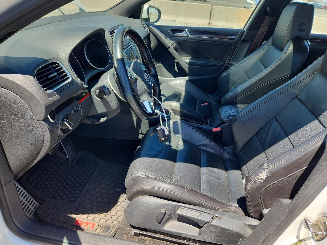 2013 Volkswagen Gti White vin: WVWHV7AJ1DW140307