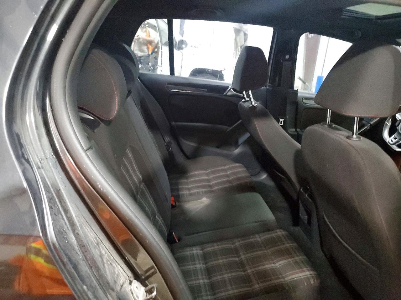 2012 Volkswagen Gti Black vin: WVWHV7AJ2CW080391