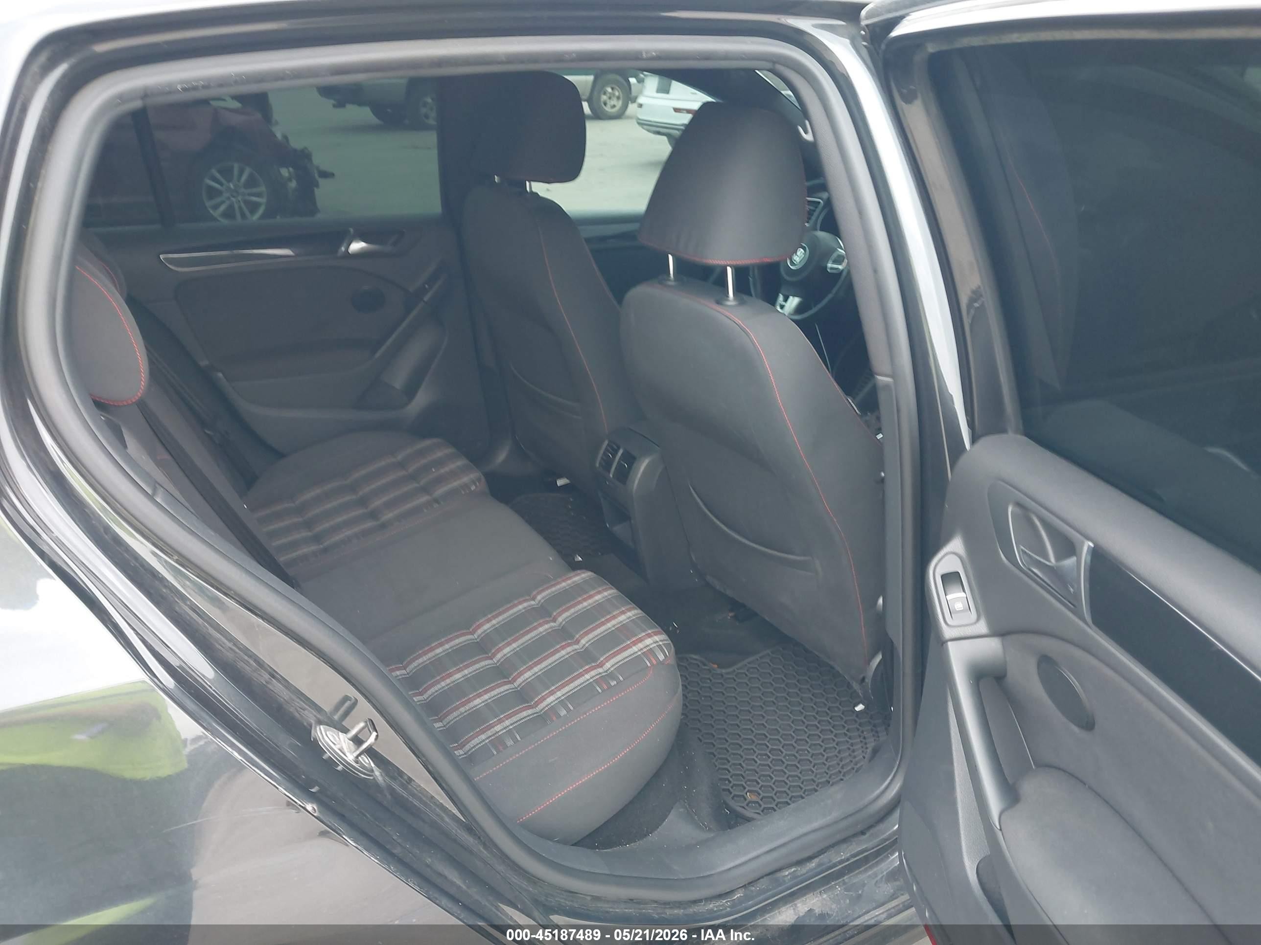 2012 Volkswagen Gti 4-door Серый vin: WVWHV7AJ2CW252497