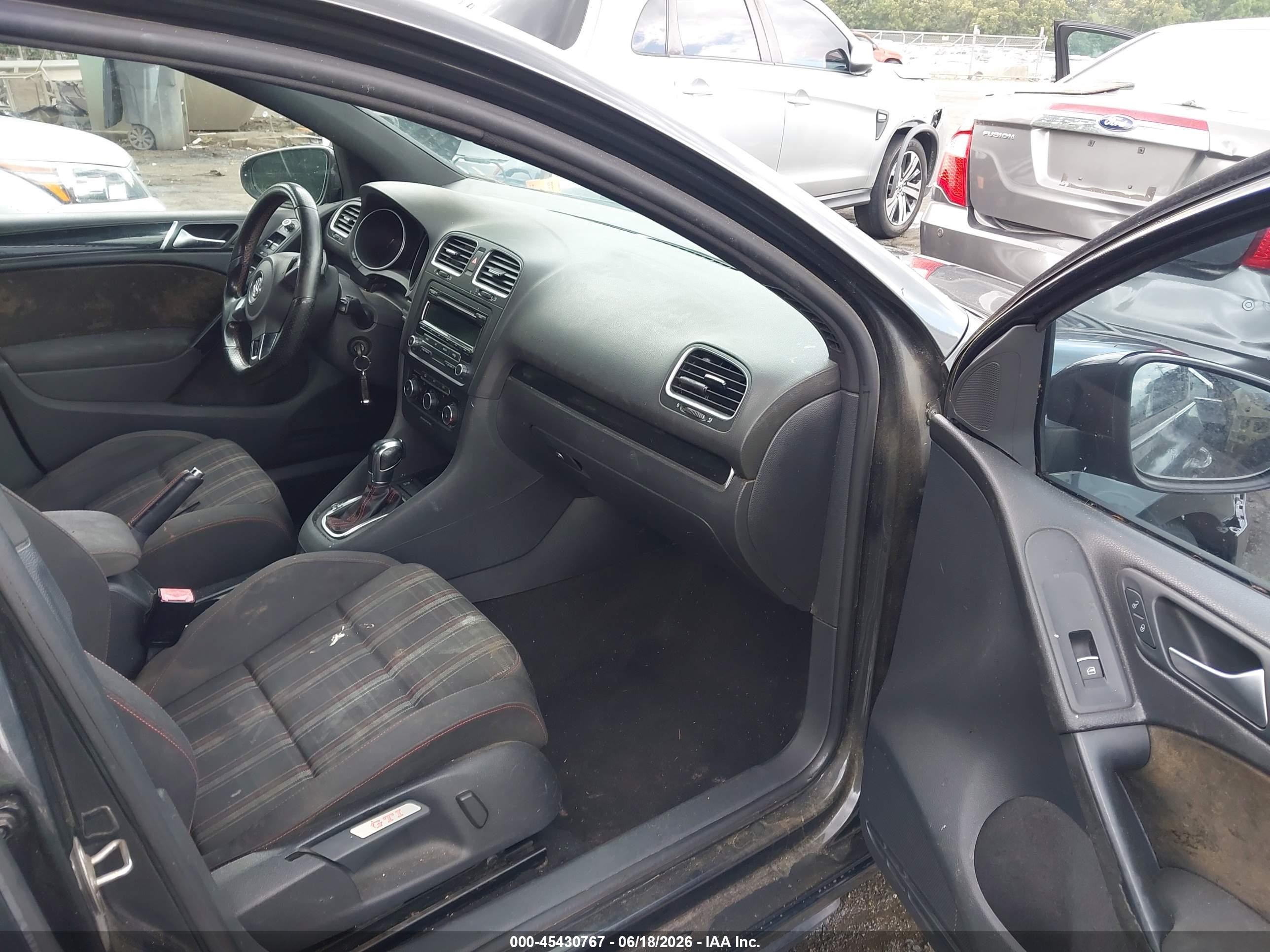 2013 Volkswagen Gti 4-door Gray vin: WVWHV7AJ2DW059154