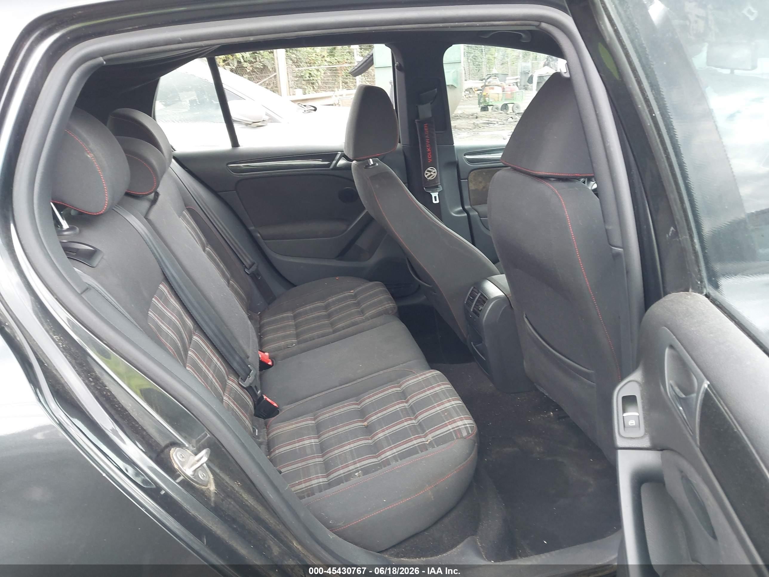 2013 Volkswagen Gti 4-door Gray vin: WVWHV7AJ2DW059154