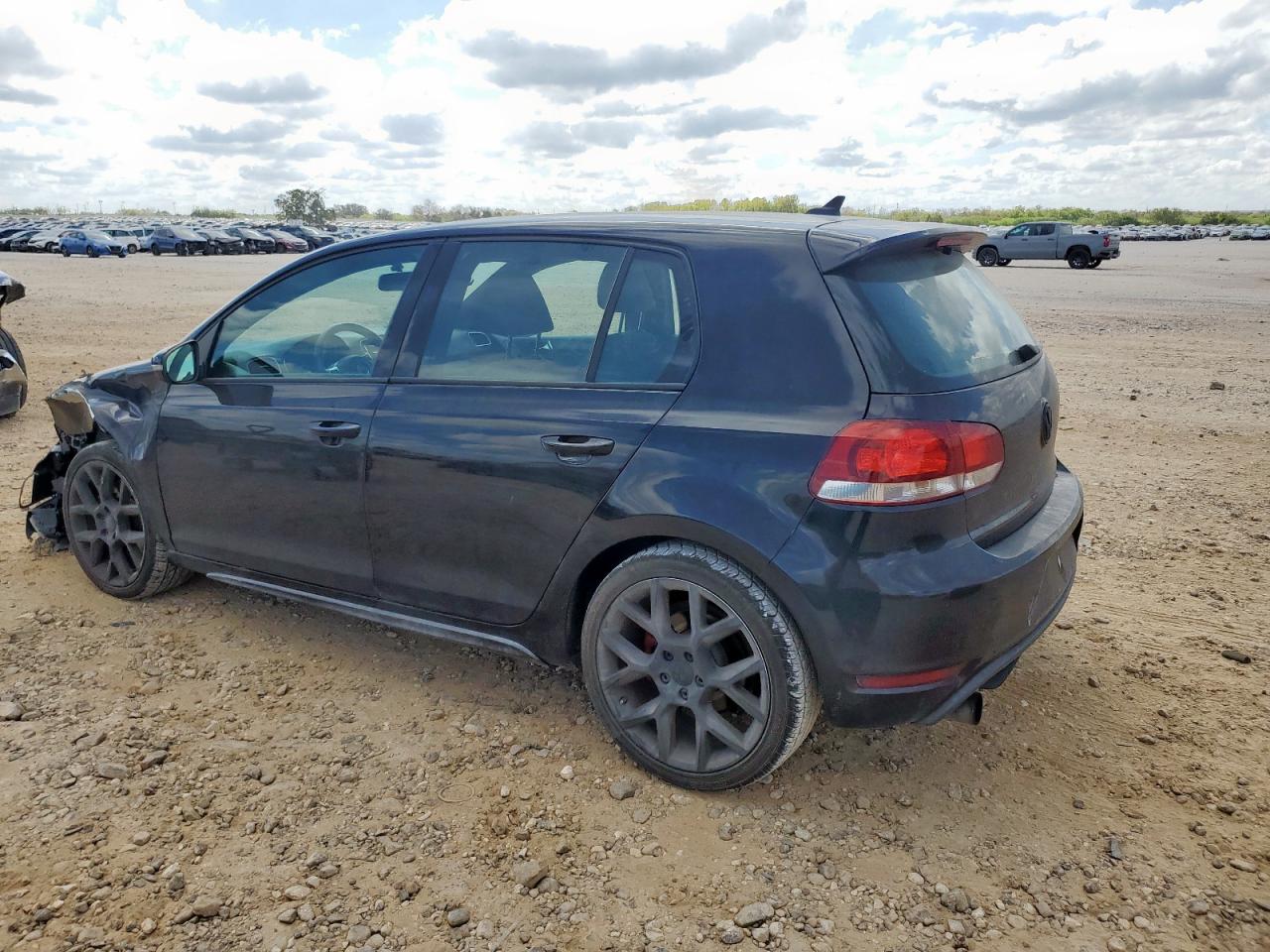 2013 Volkswagen Gti Black vin: WVWHV7AJ2DW134032