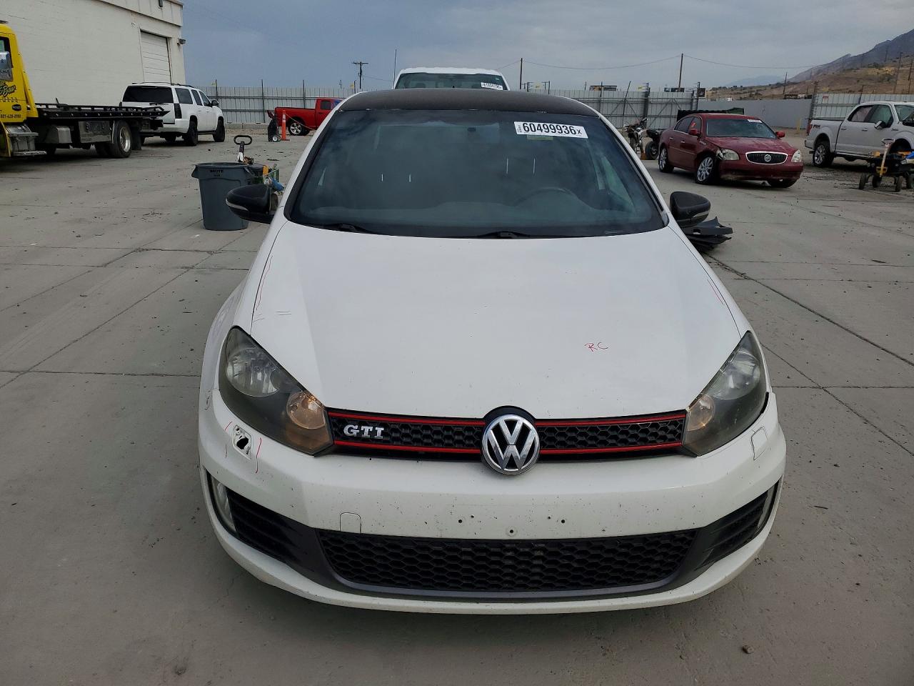 2013 Volkswagen Gti White vin: WVWHV7AJ3DW129633