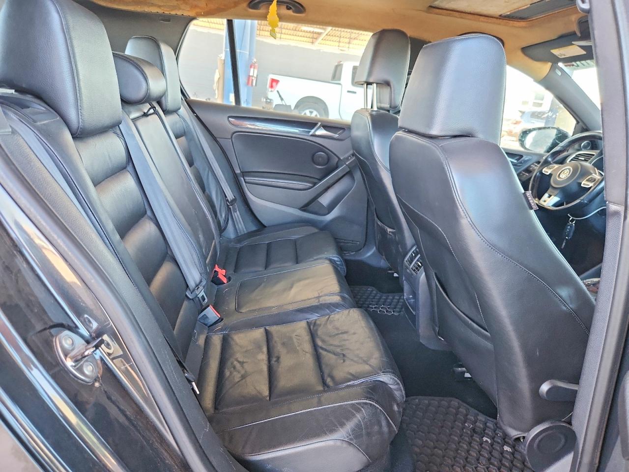 2010 Volkswagen Gti Угольный vin: WVWHV7AJ4AW429323