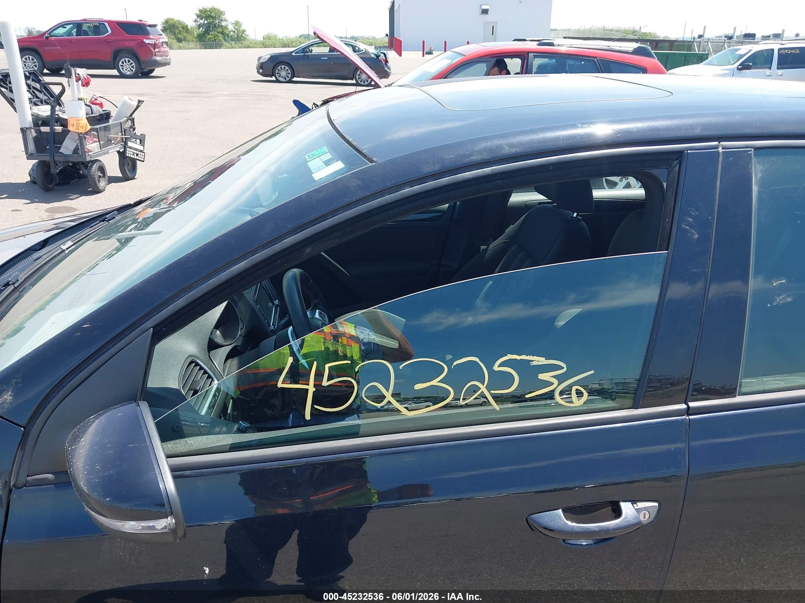 2013 Volkswagen Gti 4-door Black vin: WVWHV7AJ4DW127308