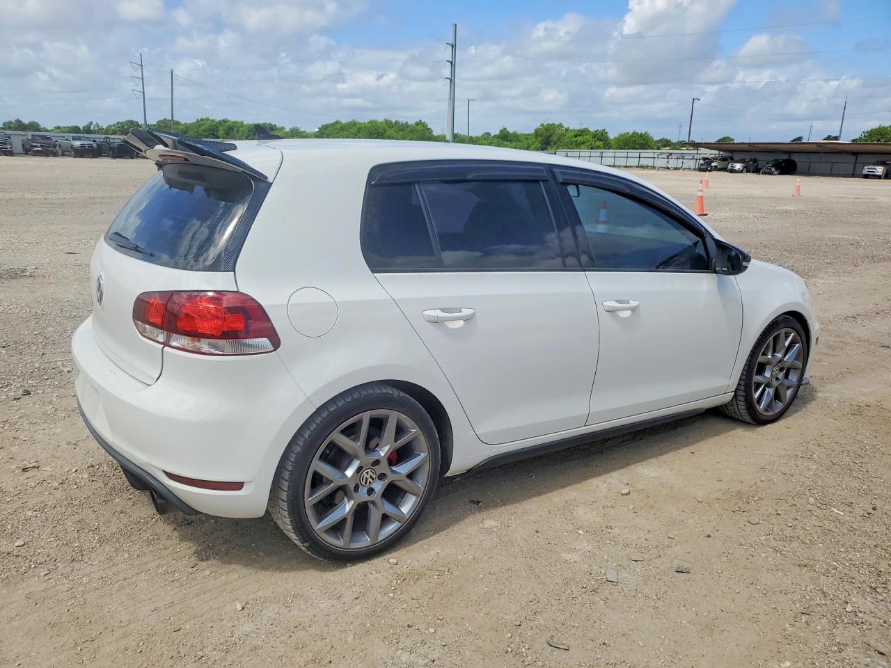 2013 Volkswagen Gti White vin: WVWHV7AJ5DW138365