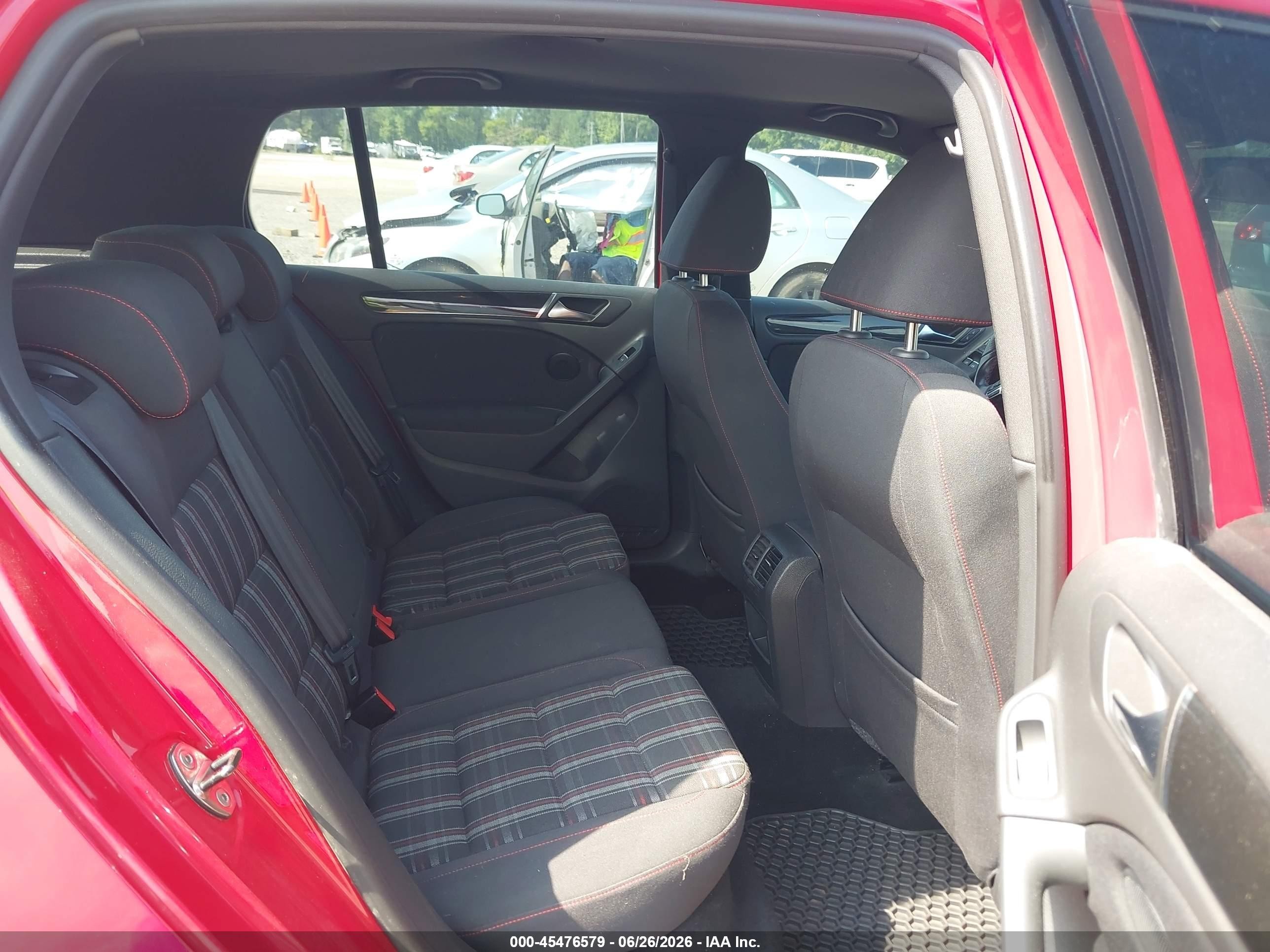 2010 Volkswagen Gti 4-door Red vin: WVWHV7AJ6AW303108