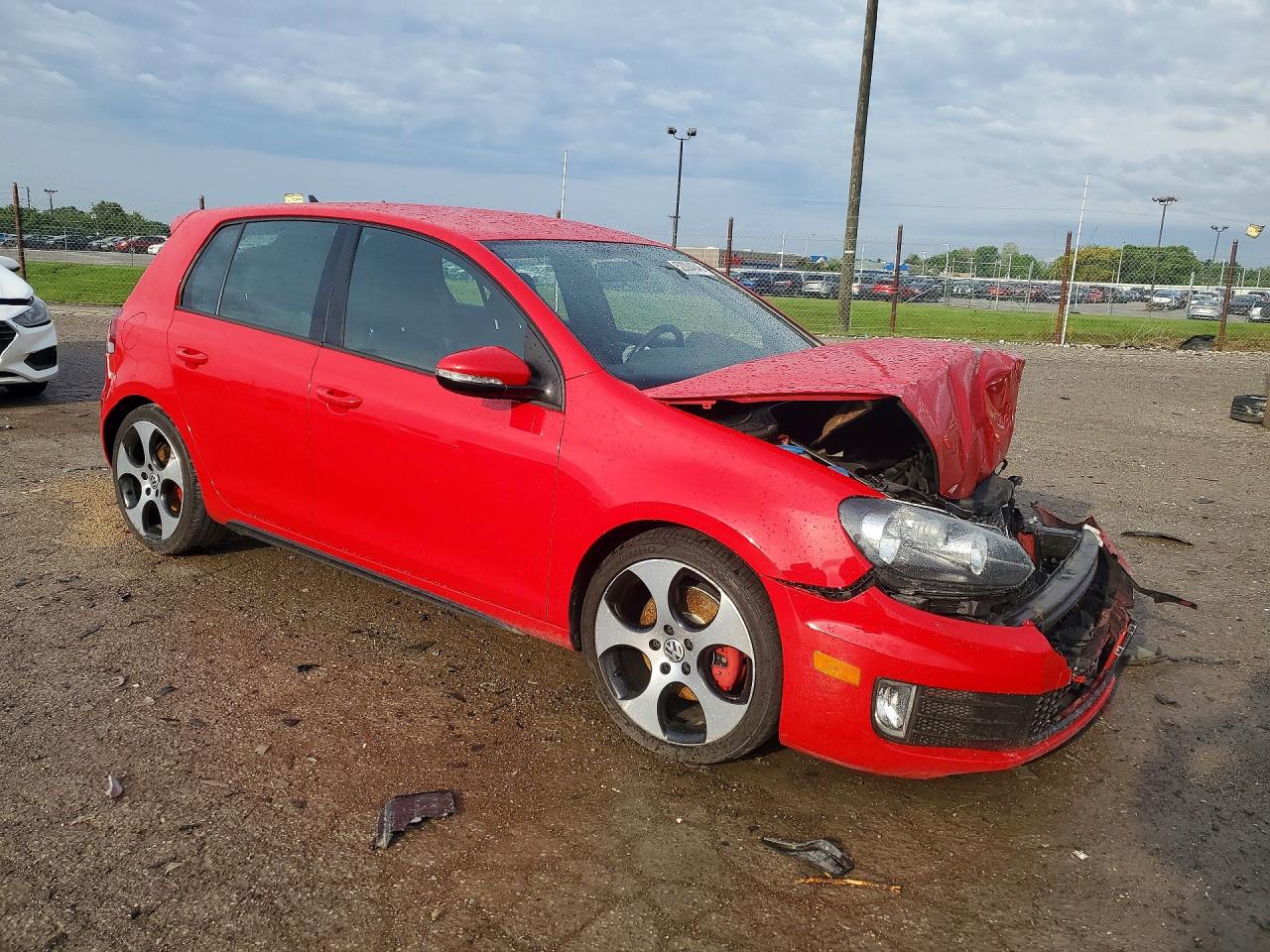 2013 Volkswagen Gti Red vin: WVWHV7AJ7DW117856