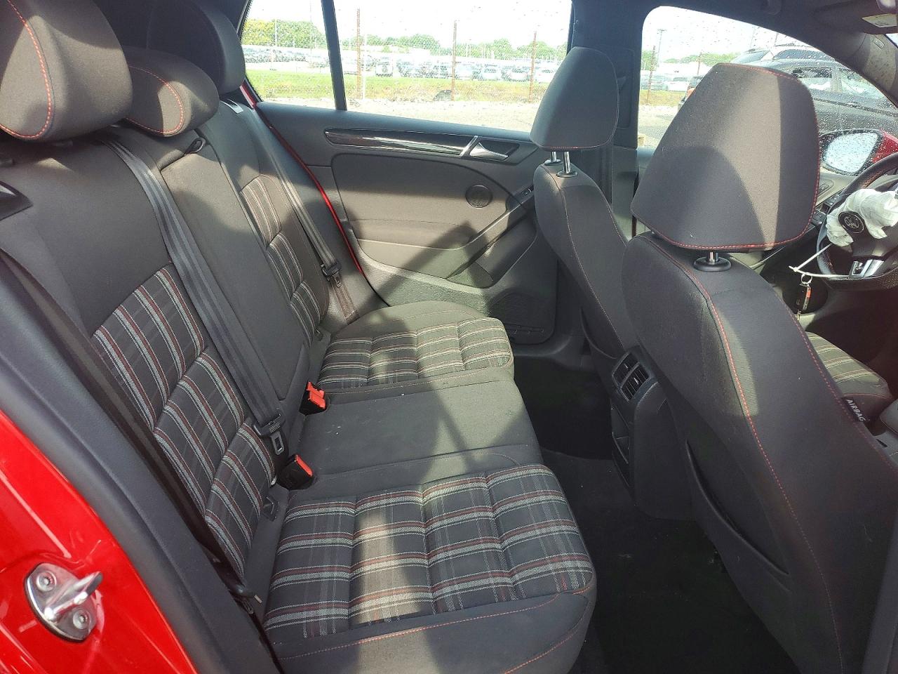 2013 Volkswagen Gti Red vin: WVWHV7AJ7DW117856