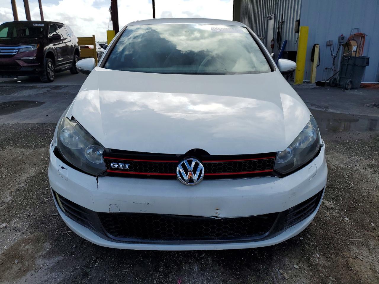 2013 Volkswagen Gti White vin: WVWHV7AJ8DW127943