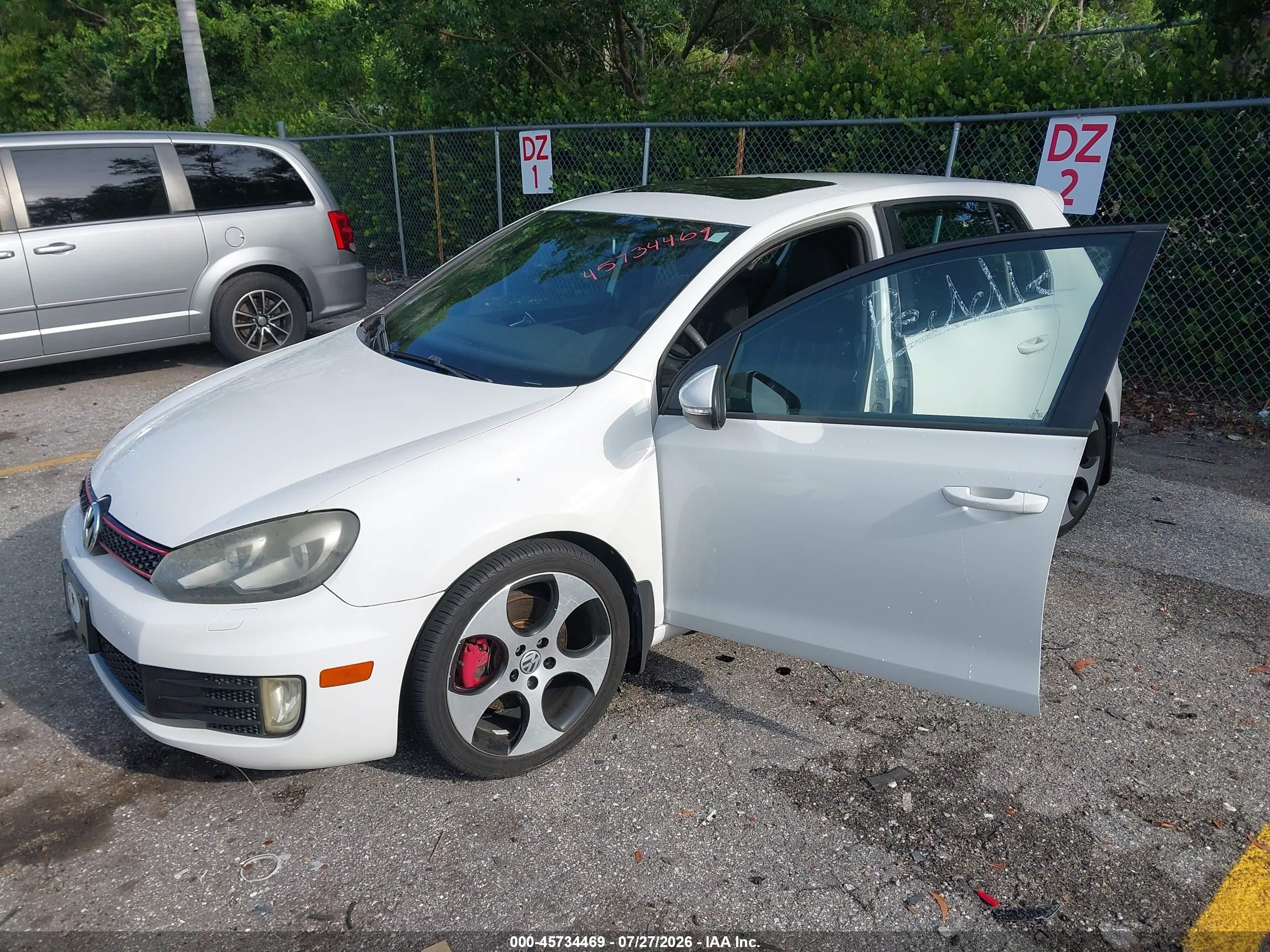 2011 Volkswagen Gti 4-door White vin: WVWHV7AJ9BW053848
