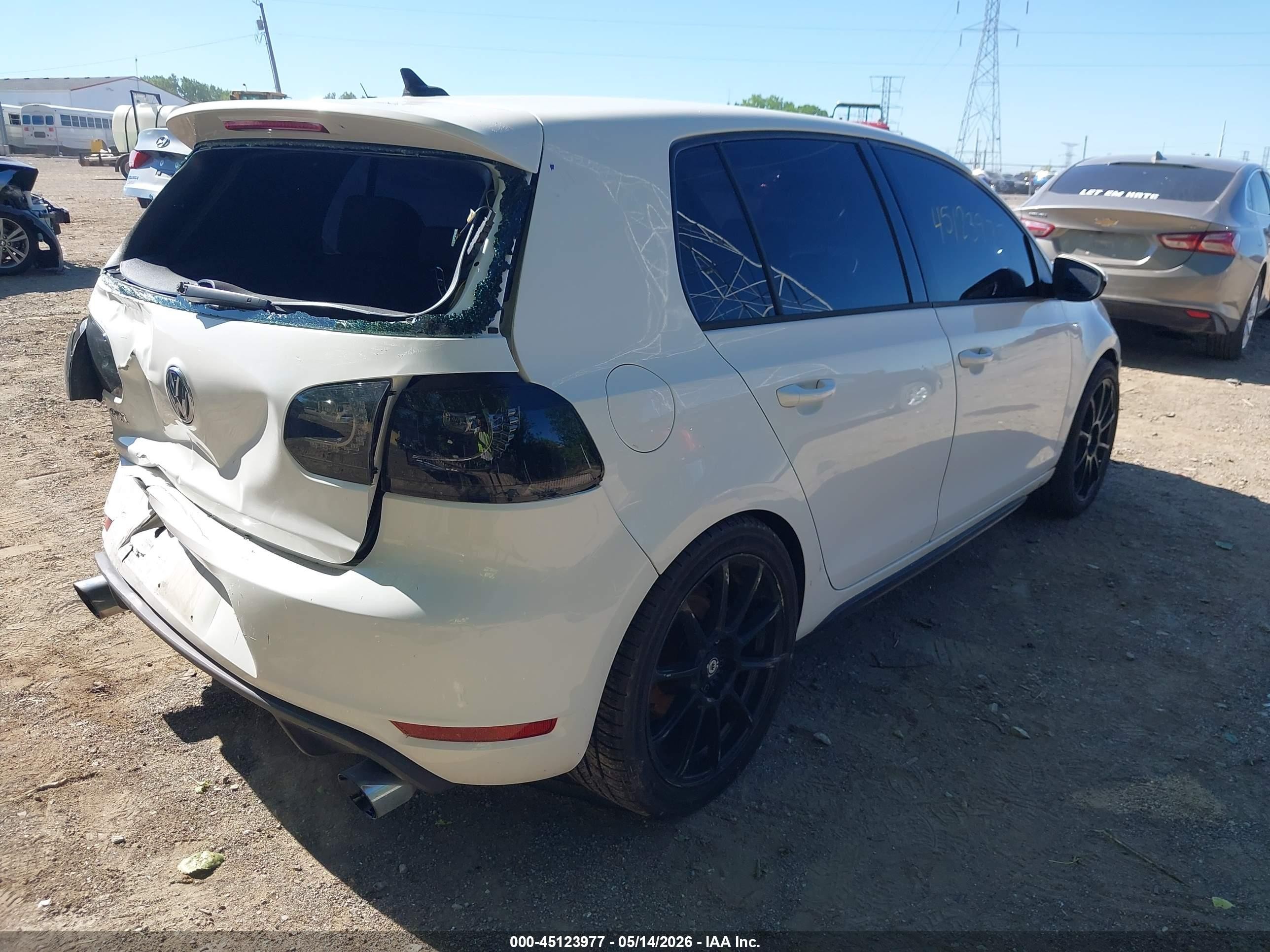 2012 Volkswagen Gti 4-door White vin: WVWHV7AJ9CW271404