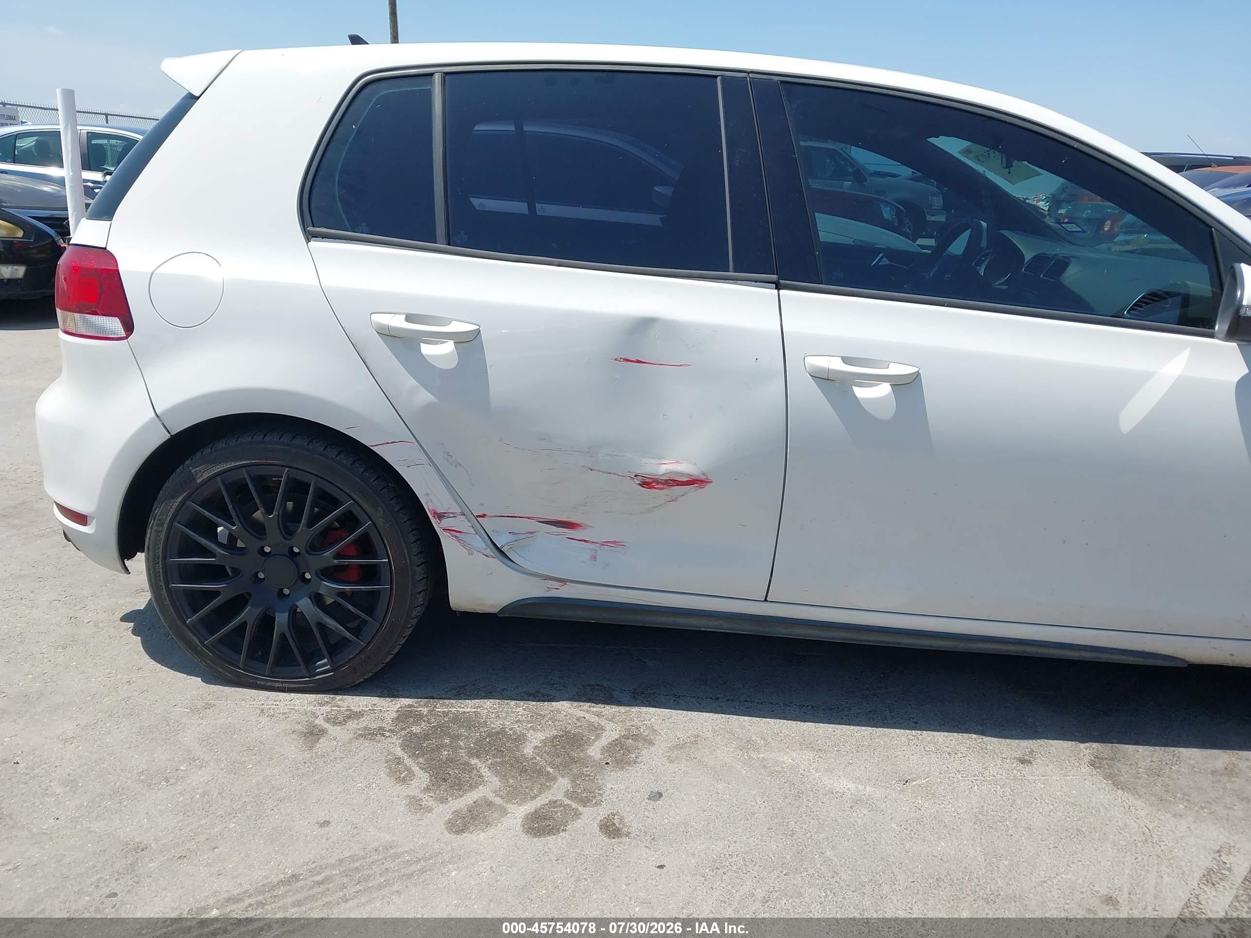2013 Volkswagen Gti 4-door White vin: WVWHV7AJ9DW116126