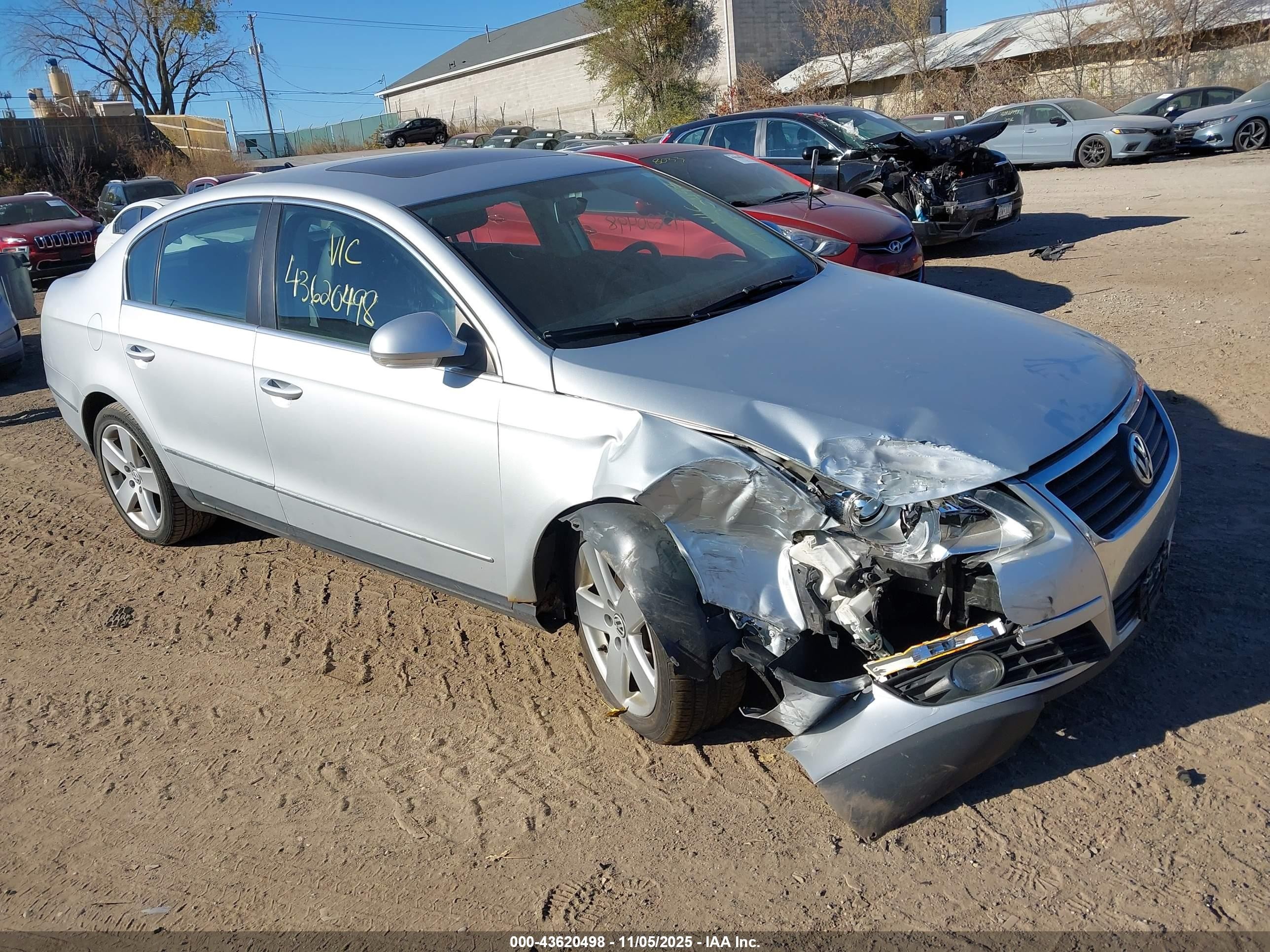 2009 Volkswagen Passat Komfort Silver vin: WVWJK73C09P053296