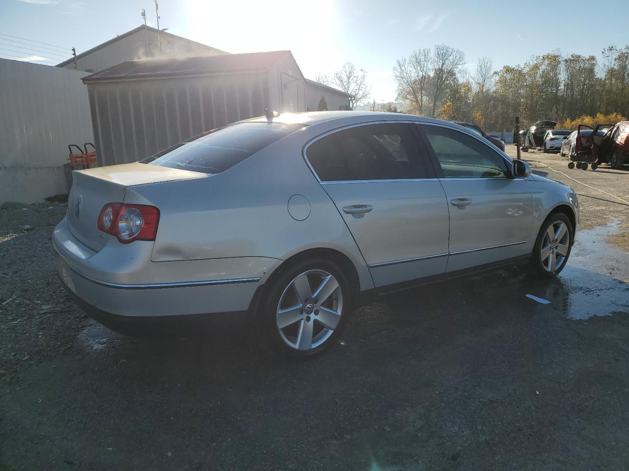 2009 Volkswagen Passat Turbo Silver vin: WVWJK73C19E004393