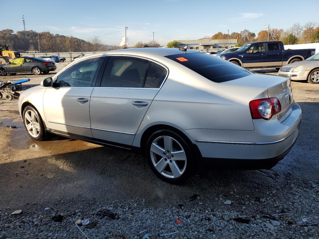 2009 Volkswagen Passat Turbo Silver vin: WVWJK73C19E004393