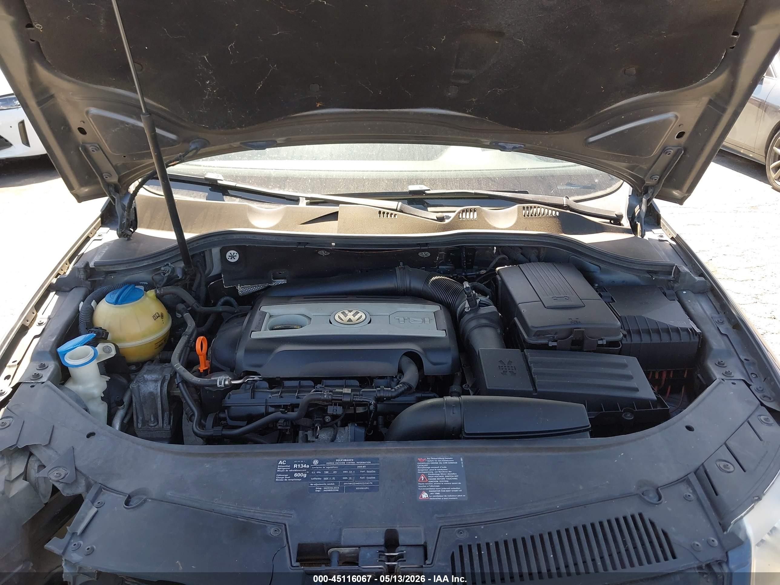 2009 Volkswagen Passat Komfort Gray vin: WVWJK73C19P003085