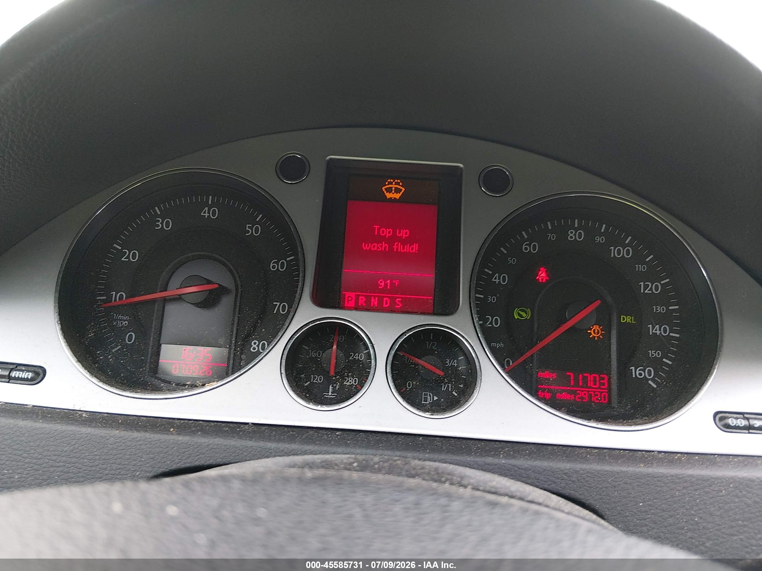 2009 Volkswagen Passat Komfort Черный vin: WVWJK73C19P014197