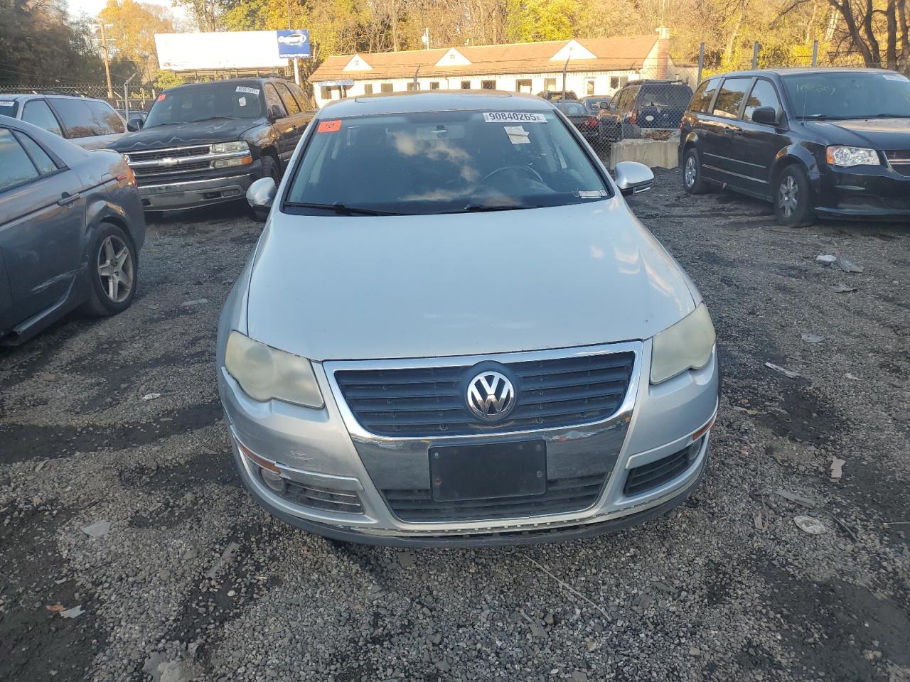 2009 Volkswagen Passat Turbo Silver vin: WVWJK73C19P044400