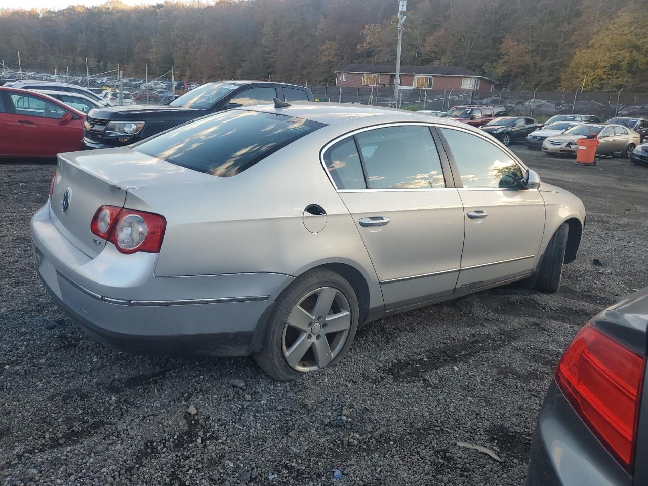 2009 Volkswagen Passat Turbo Silver vin: WVWJK73C19P044400