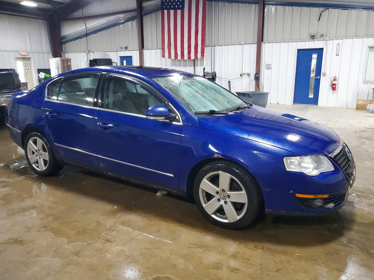 2009 Volkswagen Passat Turbo Blue vin: WVWJK73C29P052974