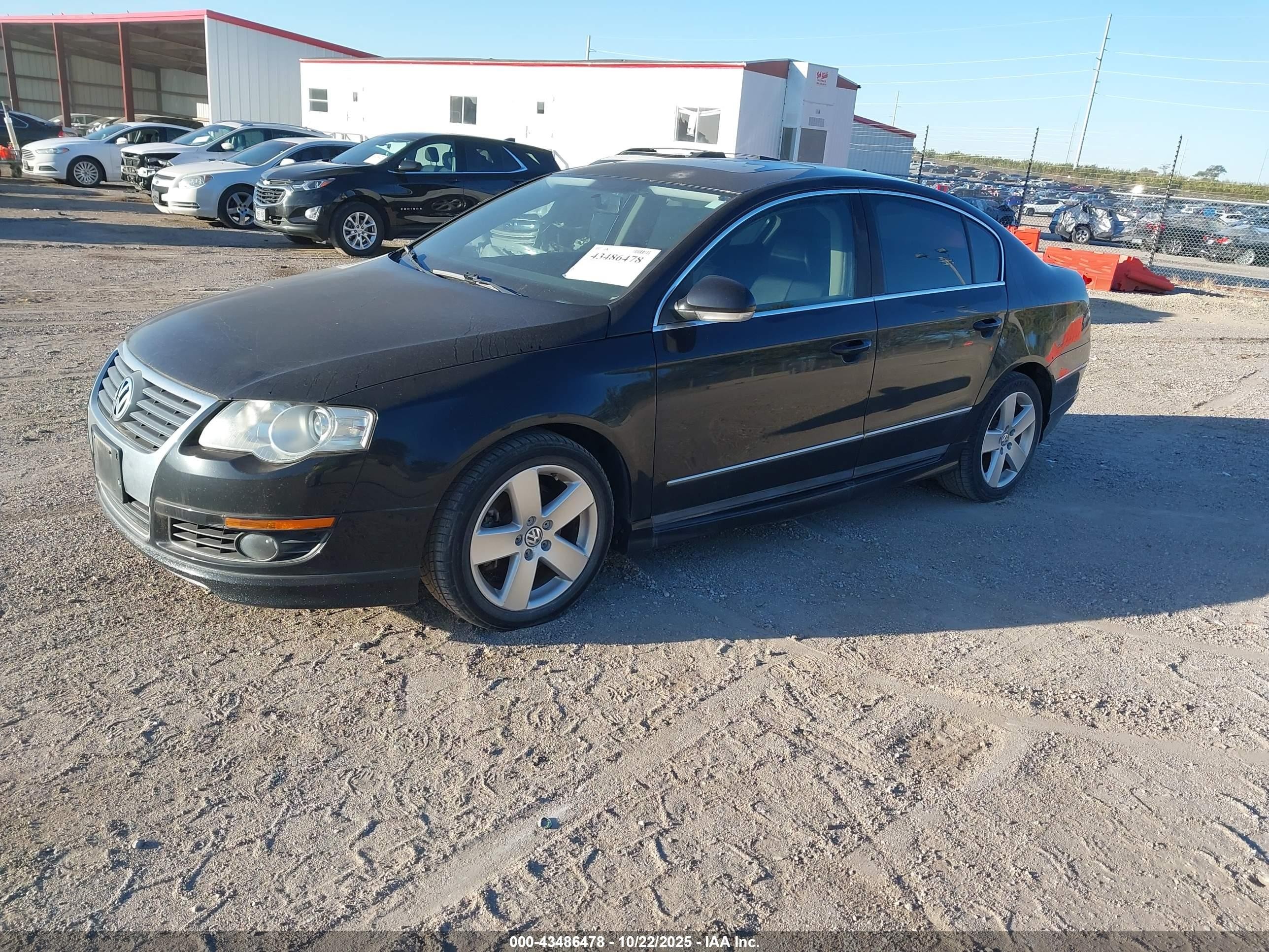 2009 Volkswagen Passat Komfort Черный vin: WVWJK73C39P001872