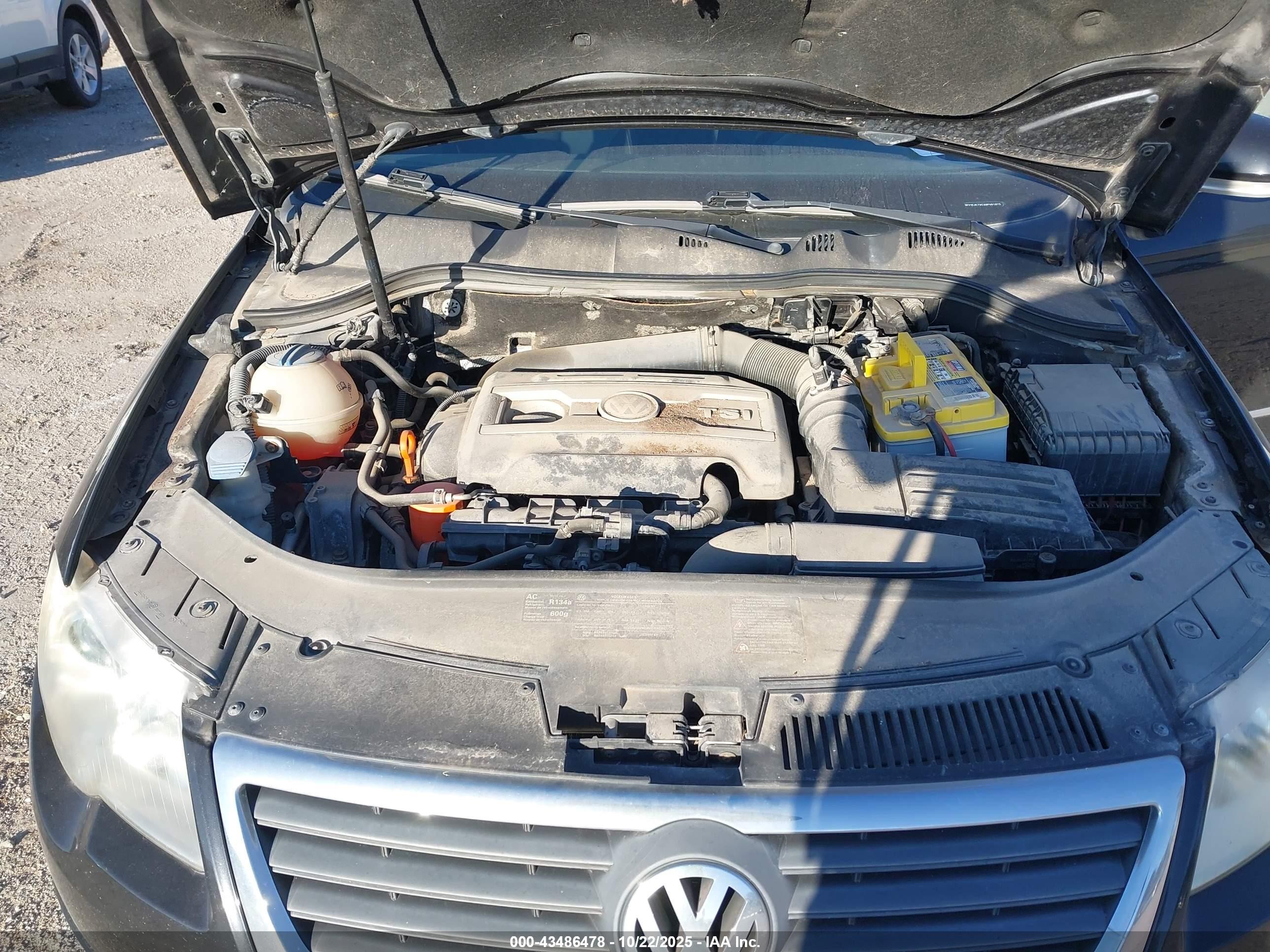 2009 Volkswagen Passat Komfort Черный vin: WVWJK73C39P001872