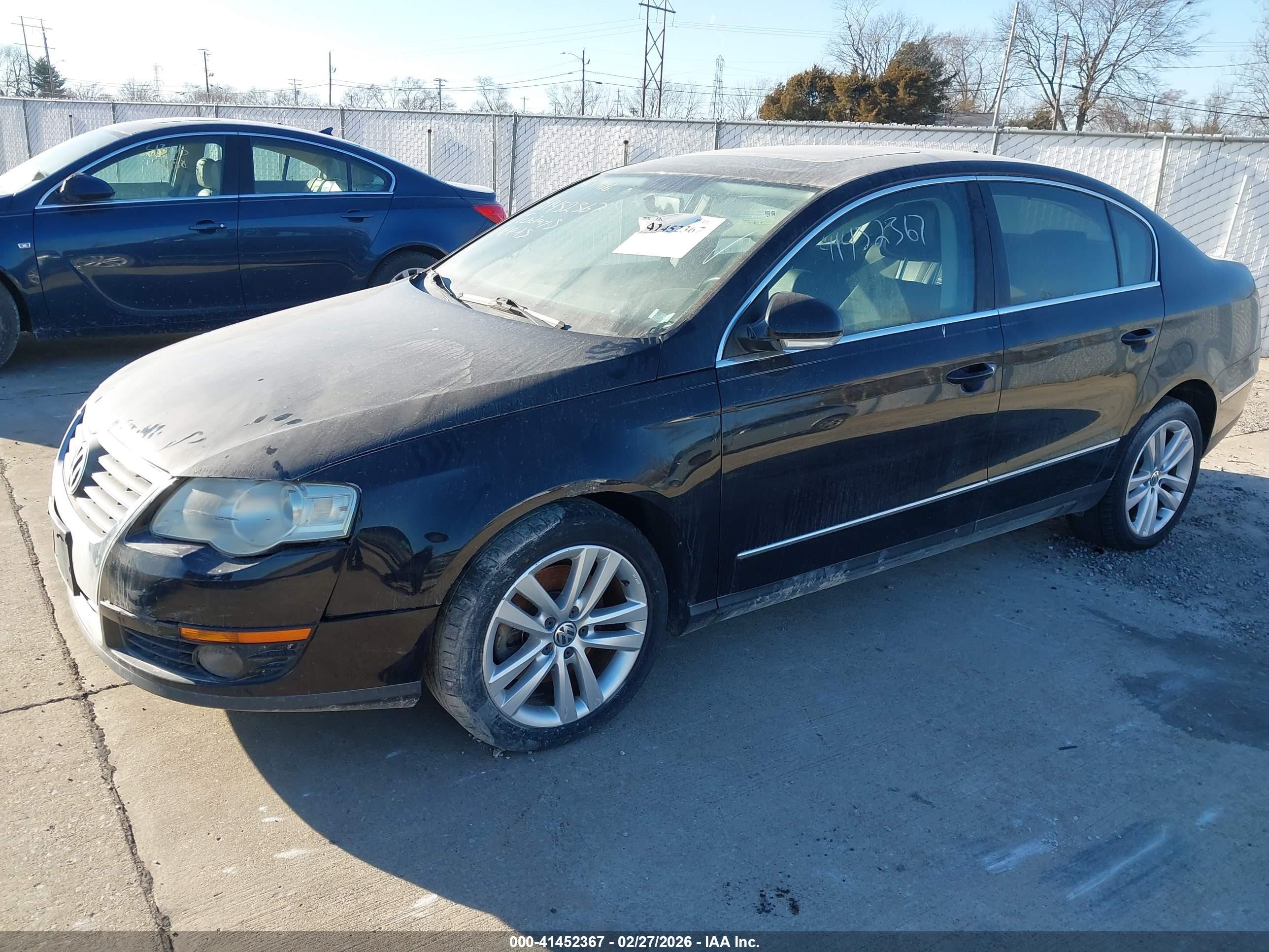 2009 Volkswagen Passat Komfort Black vin: WVWJK73C39P034306