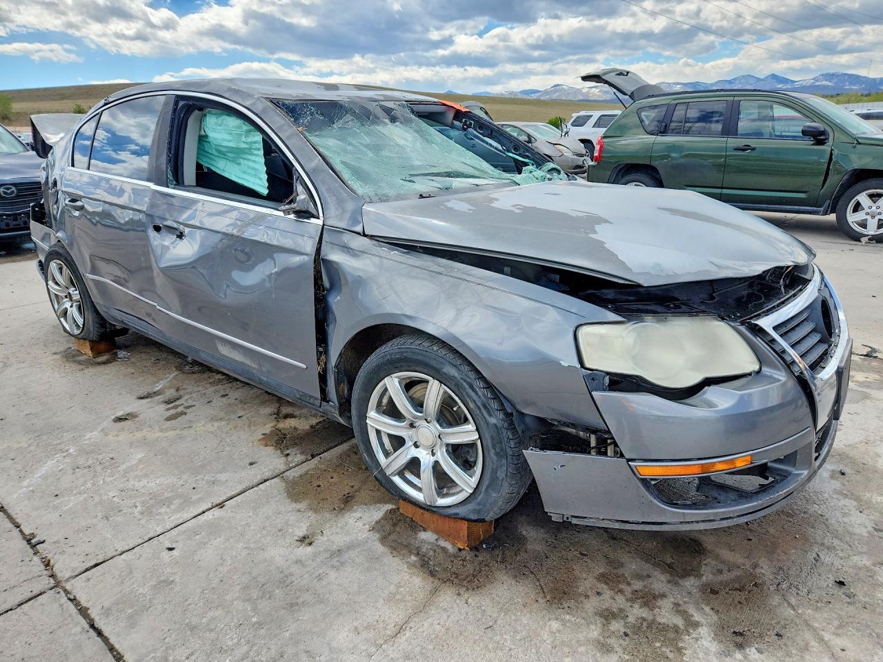 2008 Volkswagen Passat Turbo Gray vin: WVWJK73C48P005640