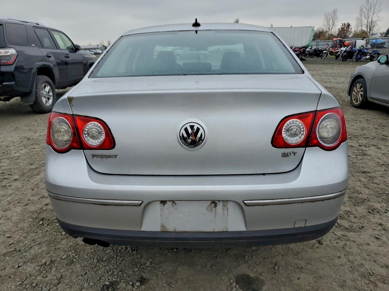 2009 Volkswagen Passat Turbo Silver vin: WVWJK73C69P008430