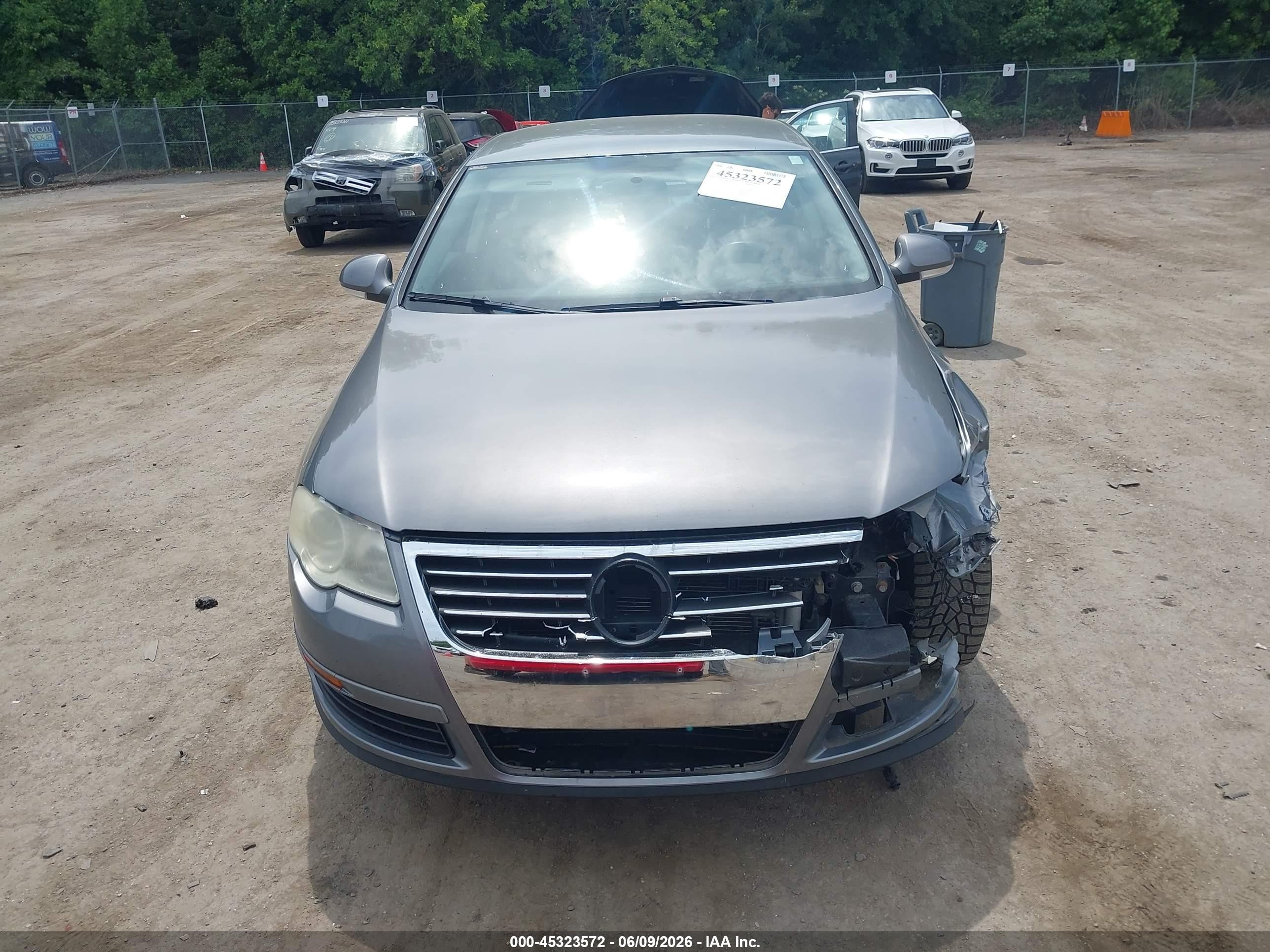 2008 Volkswagen Passat Turbo Gray vin: WVWJK73C98P112313