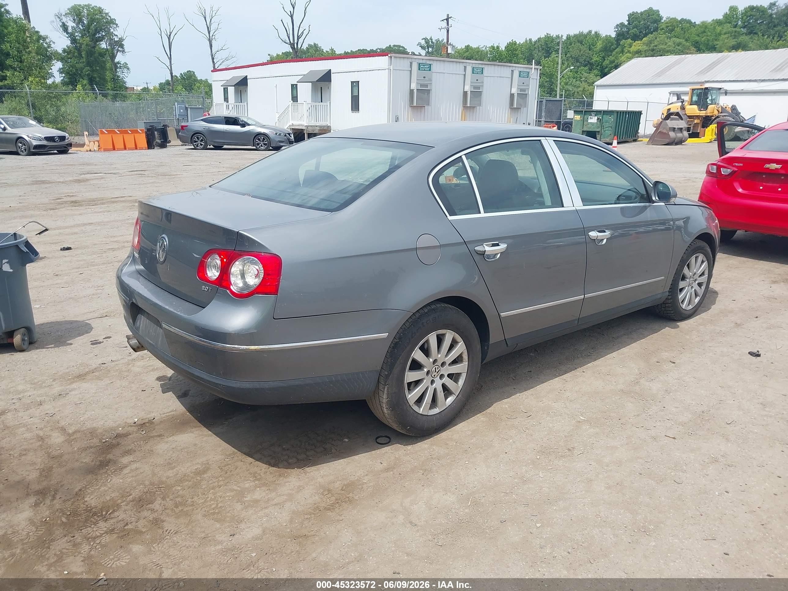 2008 Volkswagen Passat Turbo Gray vin: WVWJK73C98P112313