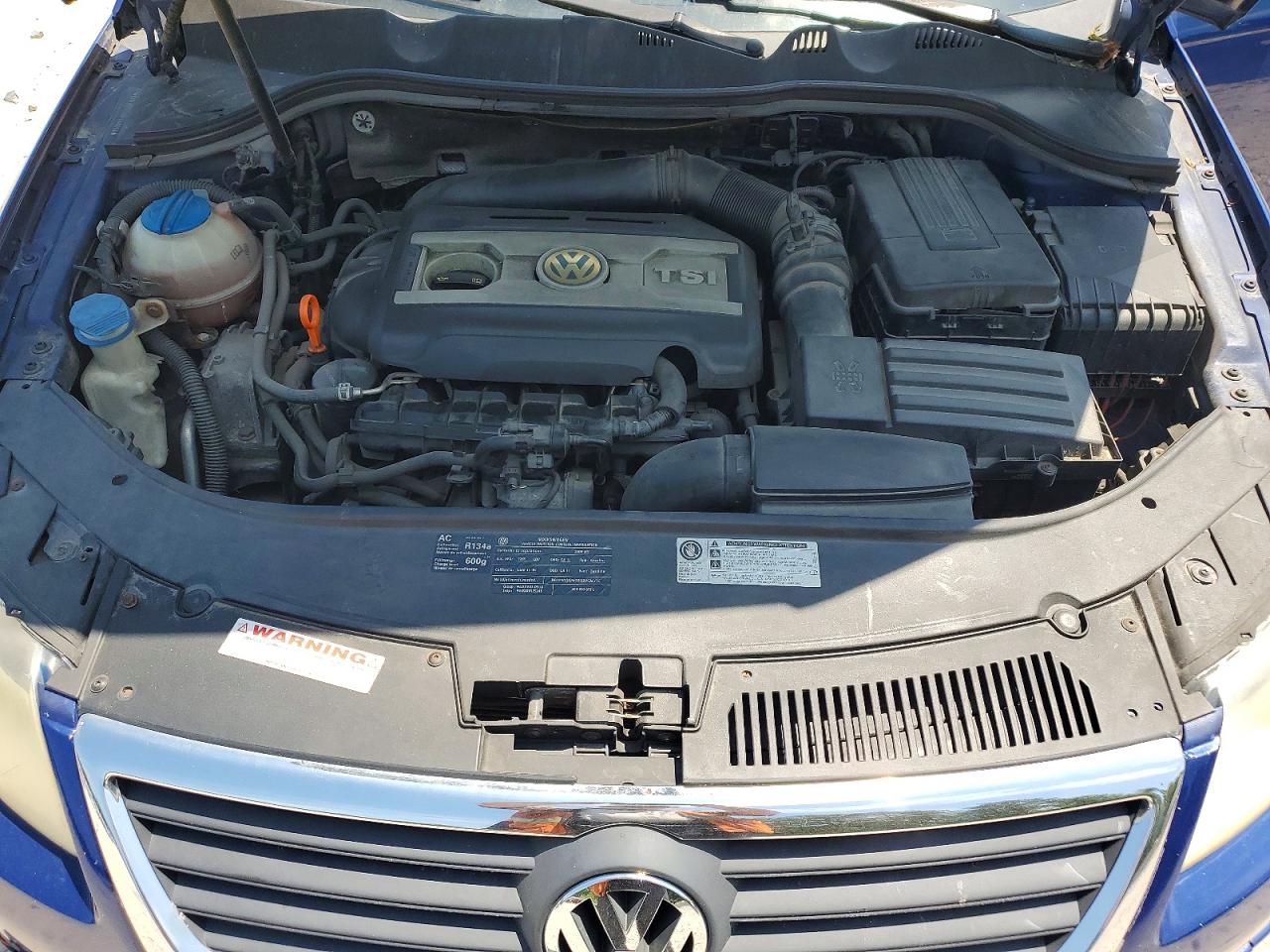 2009 Volkswagen Passat Turbo Синий vin: WVWJK73C99P048064