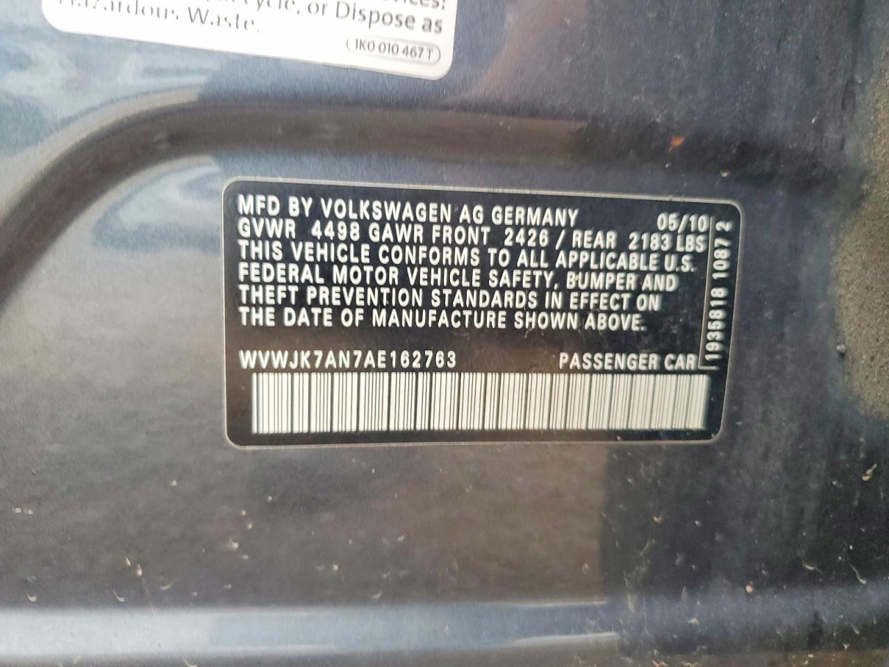 2010 Volkswagen Passat Komfort Gray vin: WVWJK7AN7AE162763