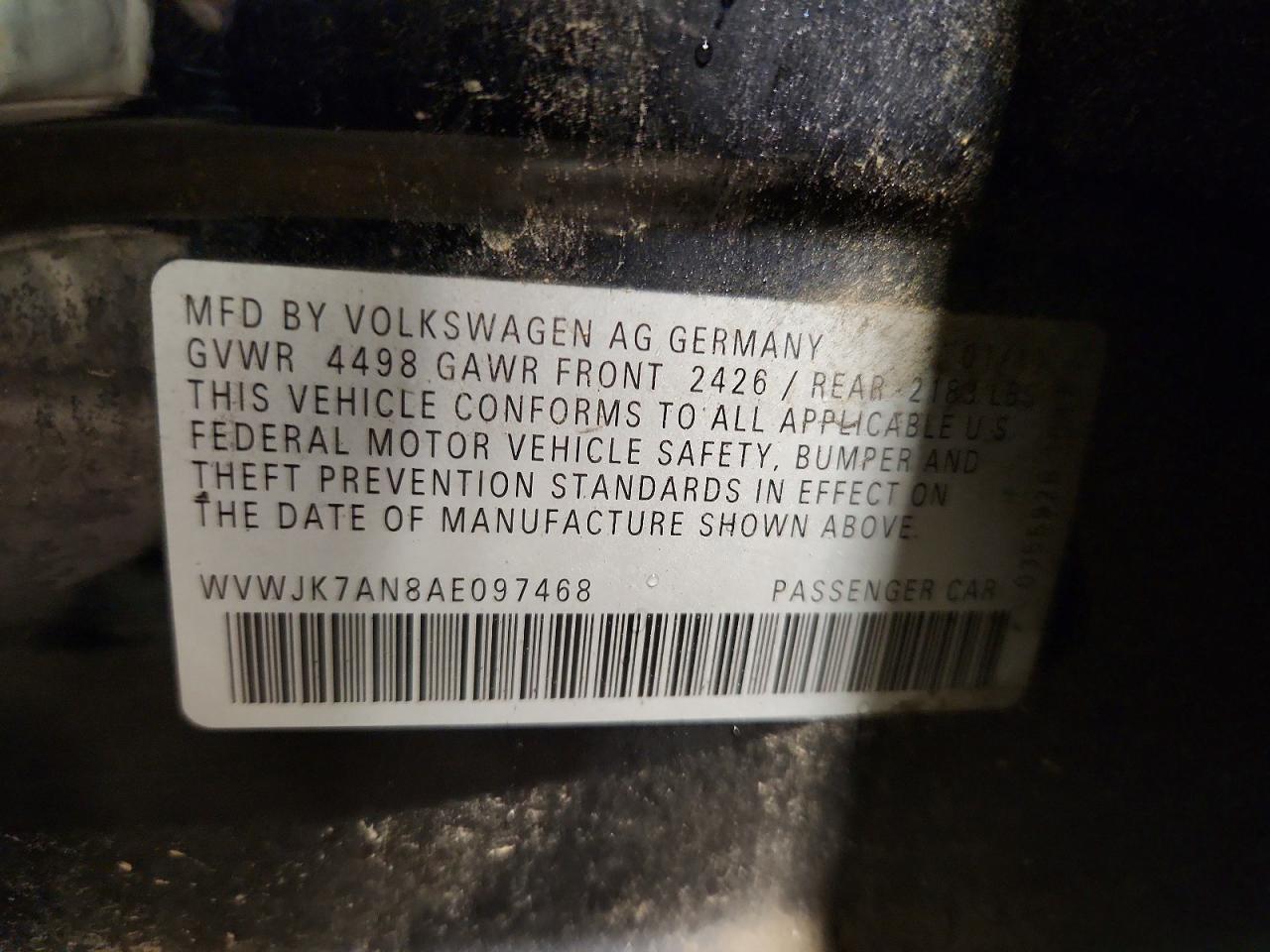 2010 Volkswagen Passat Komfort Black vin: WVWJK7AN8AE097468