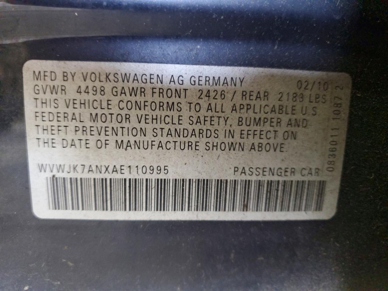 2010 Volkswagen Passat Komfort Black vin: WVWJK7ANXAE110995