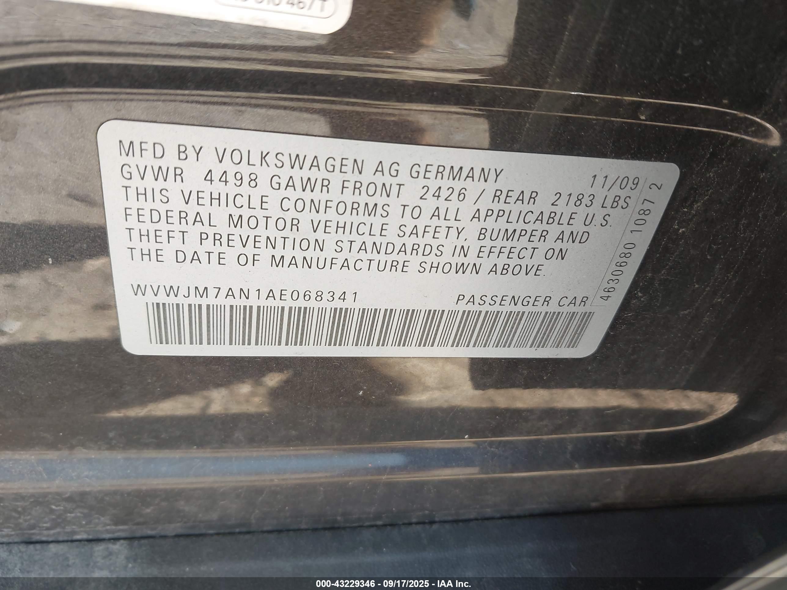 2010 Volkswagen Passat Komfort Brown vin: WVWJM7AN1AE068341