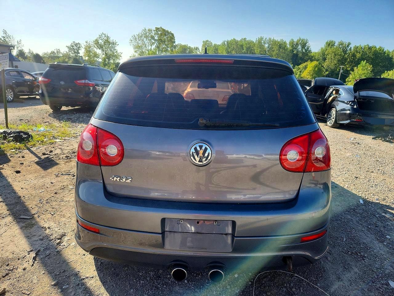 2008 Volkswagen R32 Серый vin: WVWKC71K28W159362
