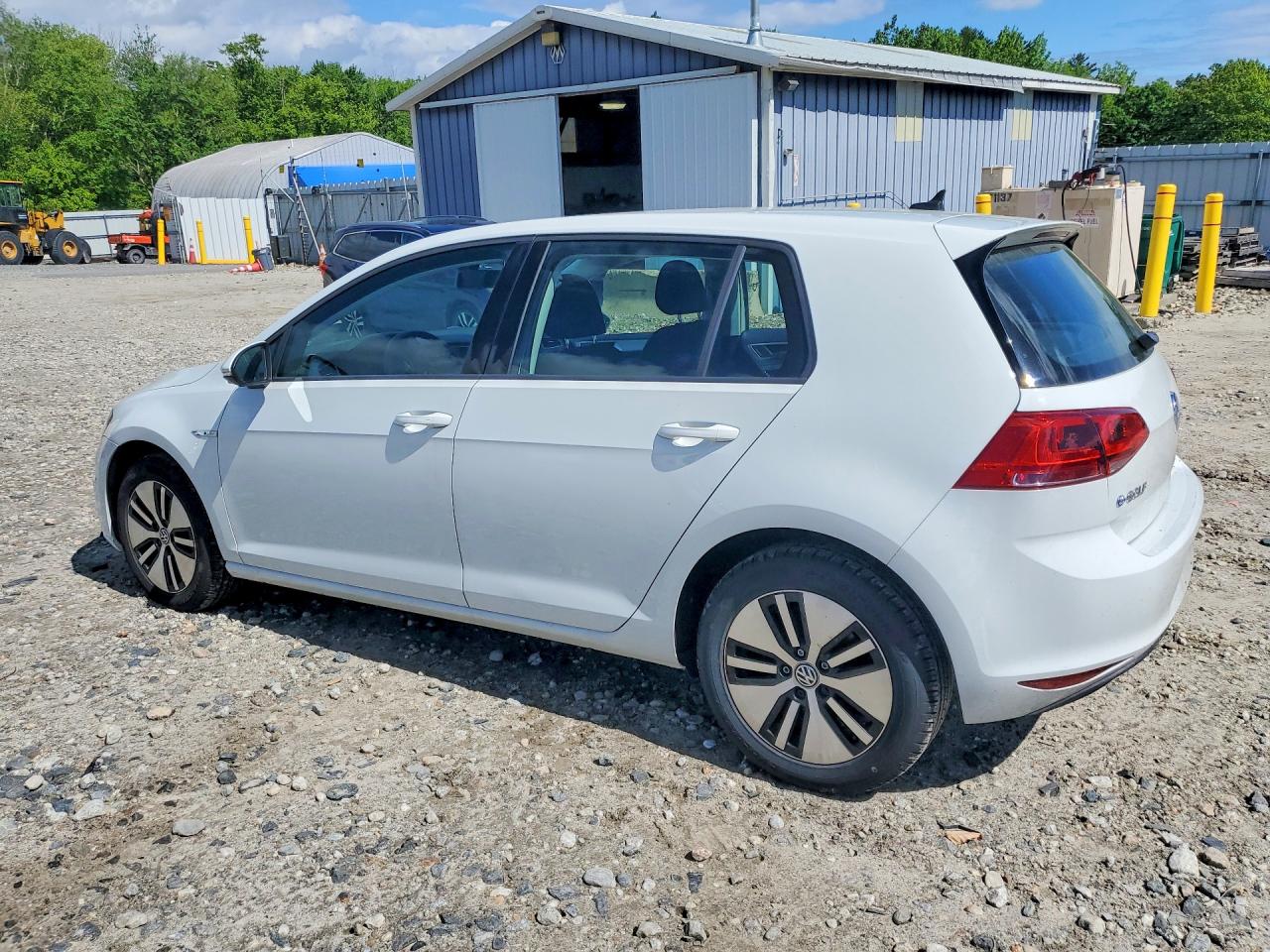 2016 Volkswagen E-golf Se Белый vin: WVWKP7AU3GW913809