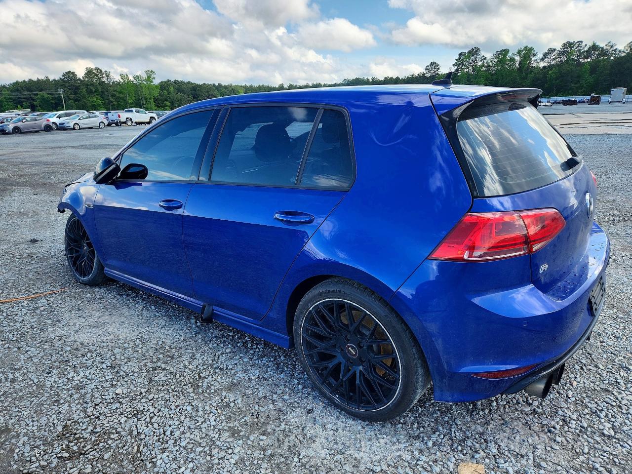 2015 Volkswagen Golf R Blue vin: WVWLF7AU3FW210975
