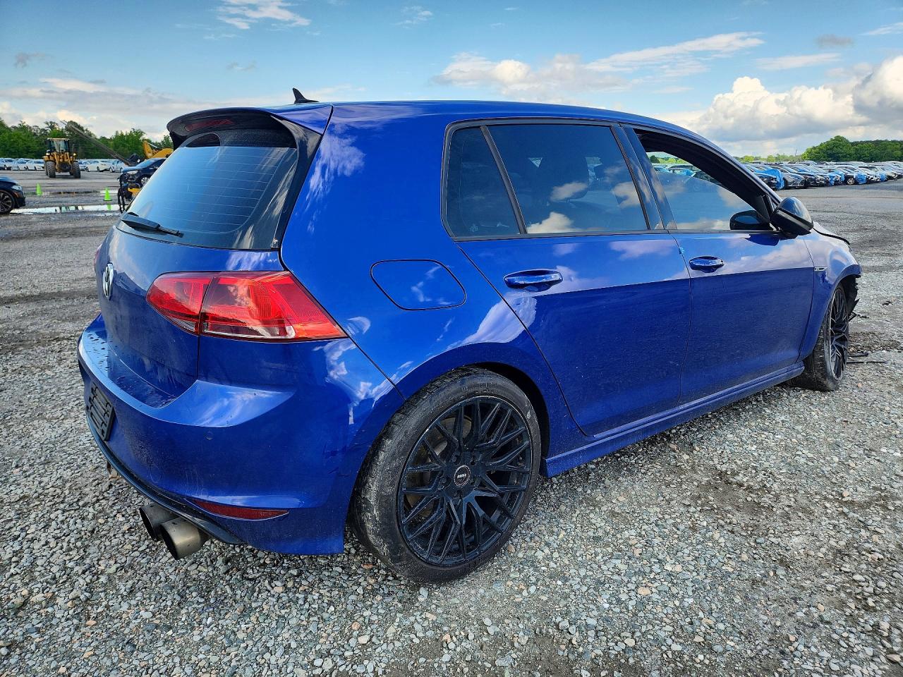 2015 Volkswagen Golf R Blue vin: WVWLF7AU3FW210975
