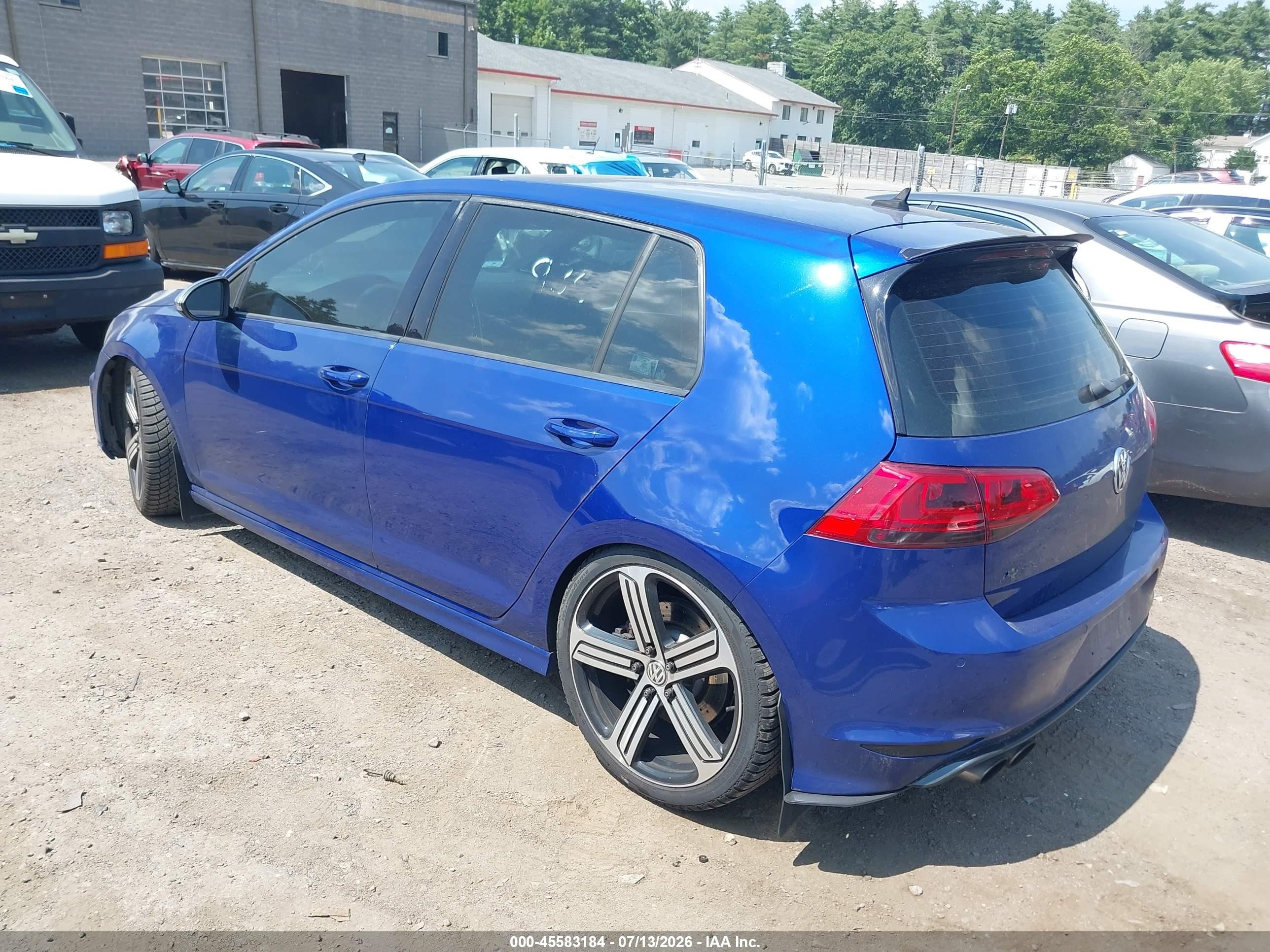 2015 Volkswagen Golf R 4-door Blue vin: WVWLF7AU4FW181096