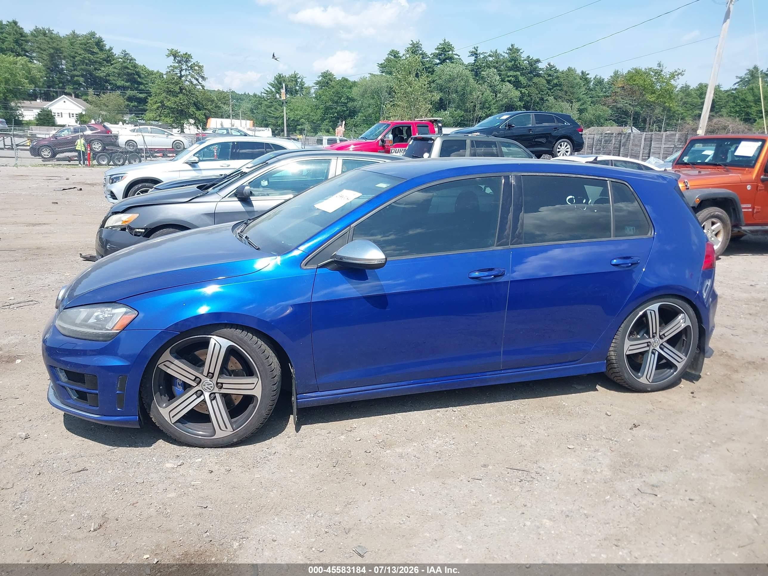 2015 Volkswagen Golf R 4-door Blue vin: WVWLF7AU4FW181096