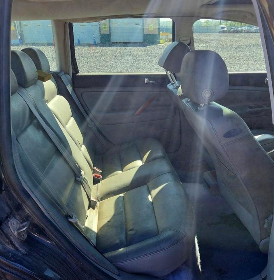 2001 Volkswagen Passat Glx 4motion Black vin: WVWLH63B91E031712