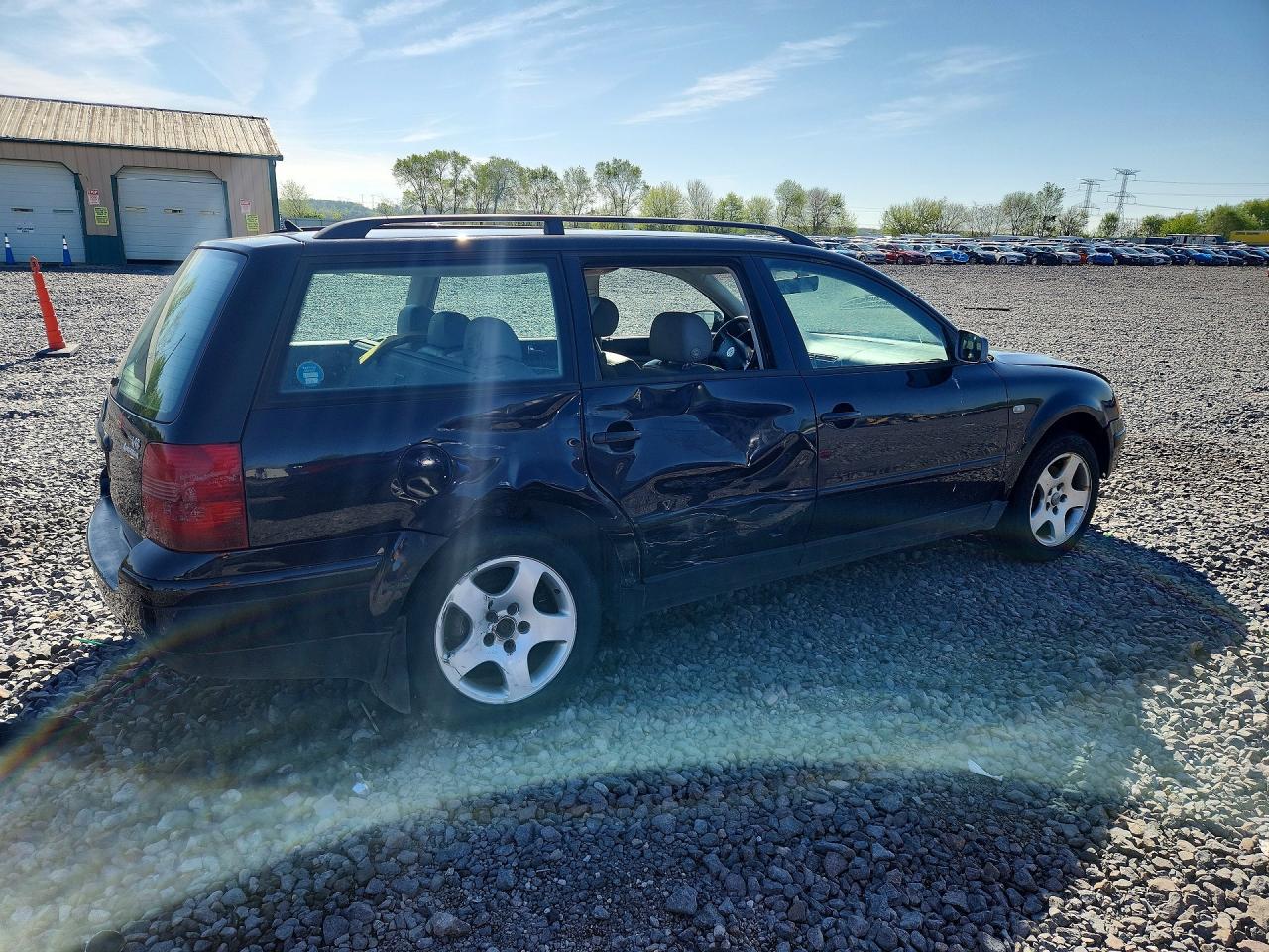 2001 Volkswagen Passat Glx 4motion Black vin: WVWLH63B91E031712