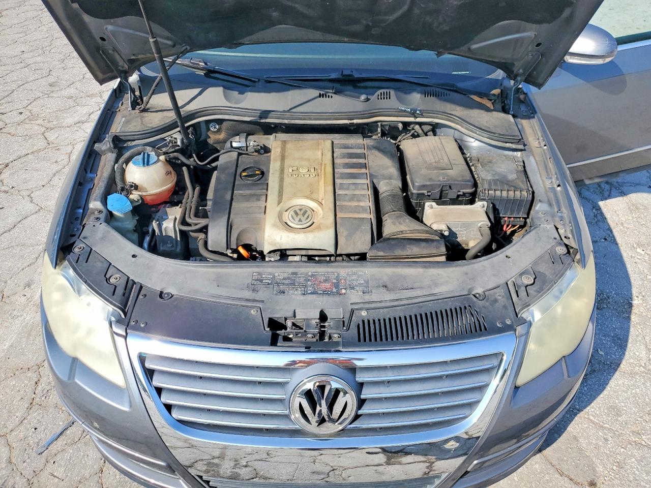2007 Volkswagen Passat 2.0t Wagon Value Gray vin: WVWLK73C27E059702