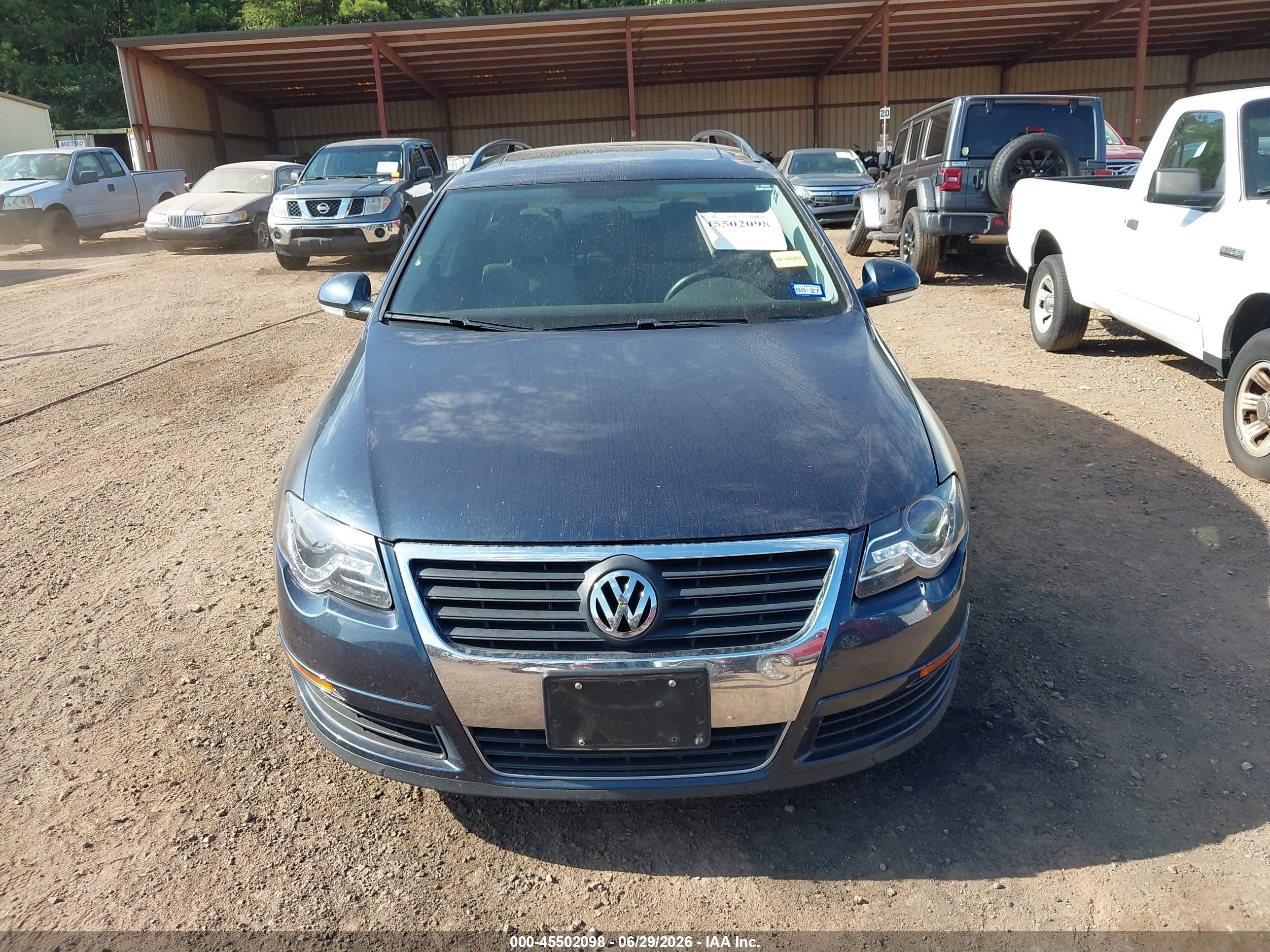 2007 Volkswagen Passat 2.0t Gray vin: WVWLK73C67E004699
