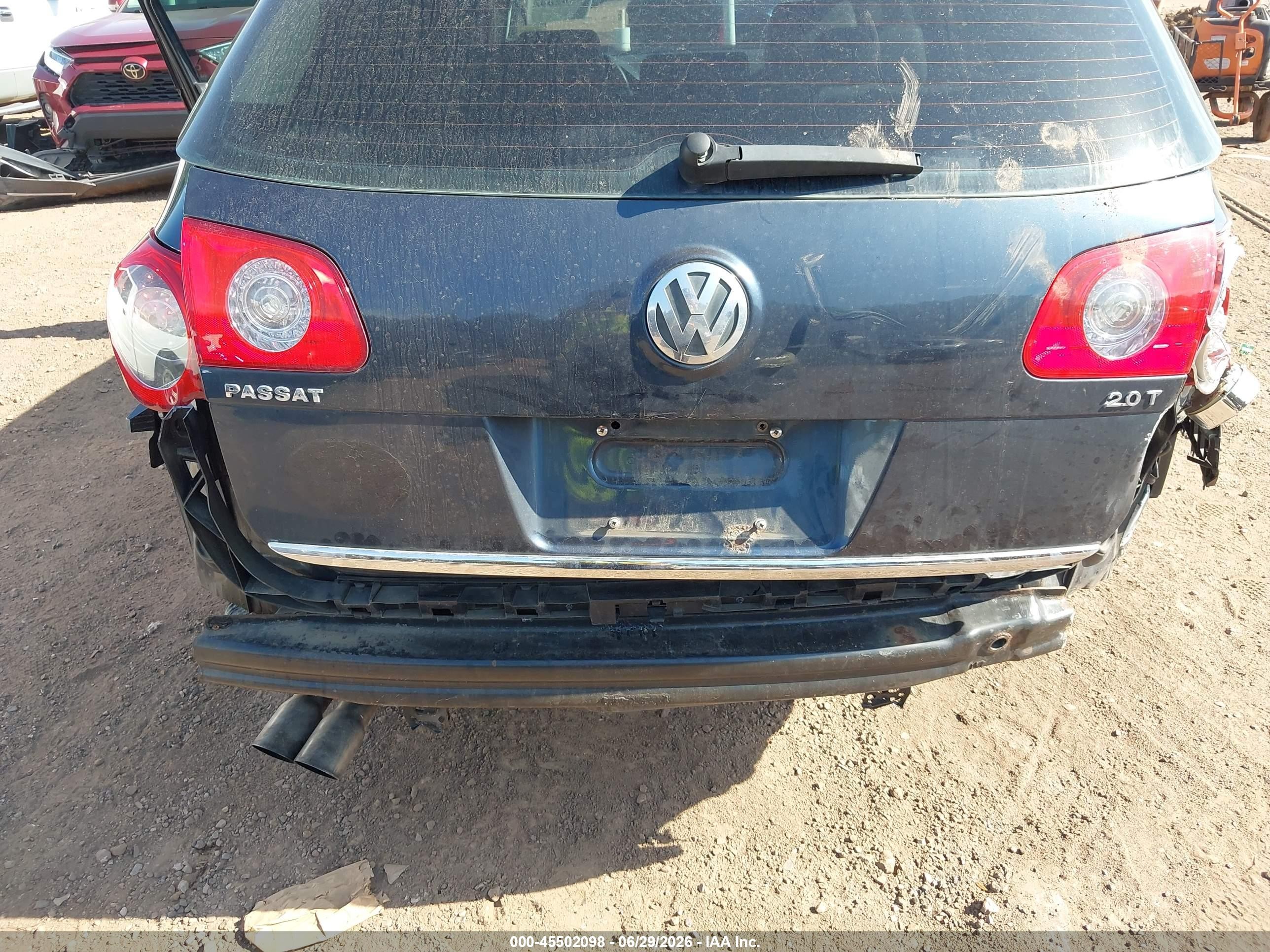 2007 Volkswagen Passat 2.0t Gray vin: WVWLK73C67E004699